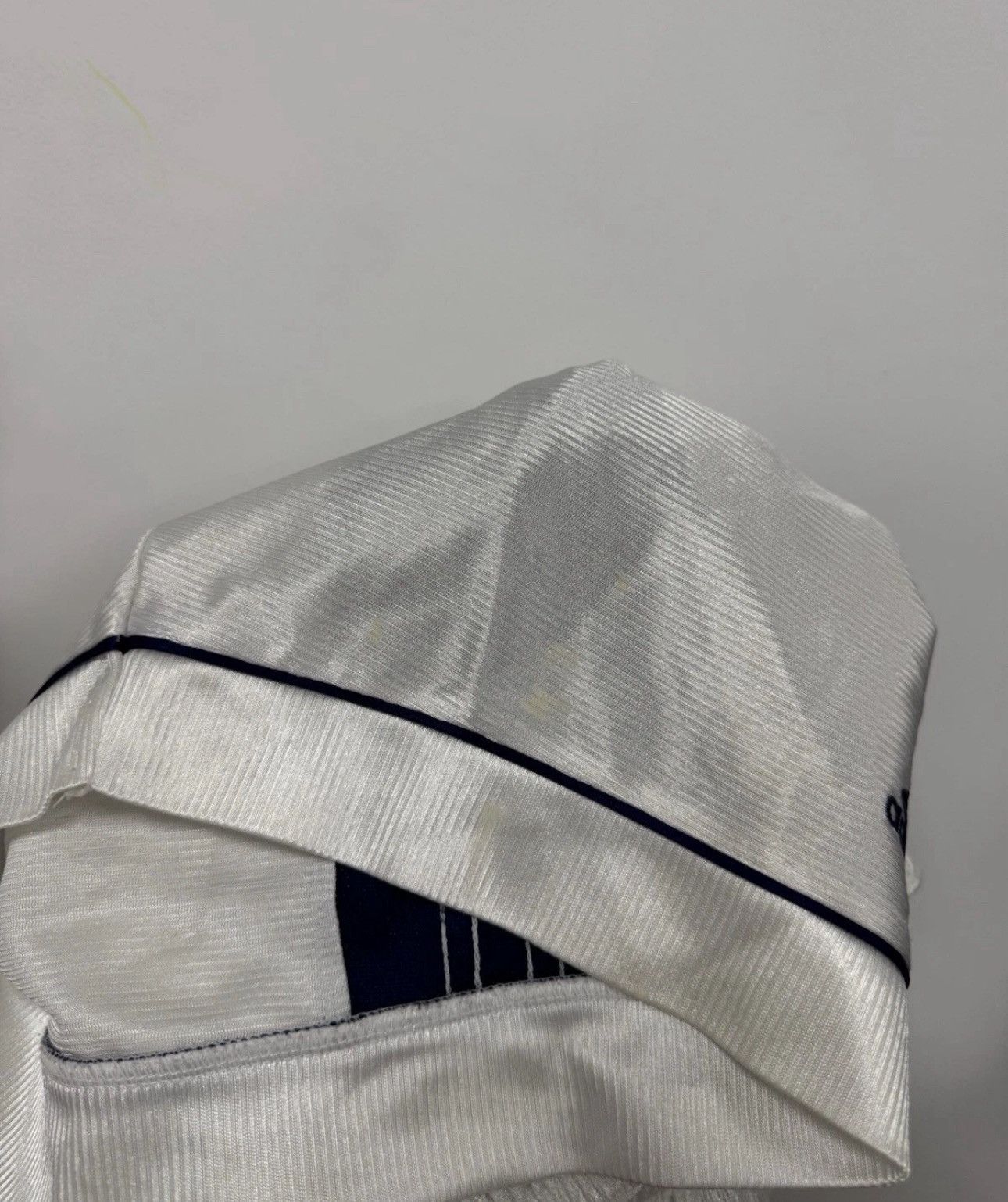 Adidas Vintage Adidas Real Madrid Football Shorts White 1998/1999 Size US 32 / EU 48 - 8 Thumbnail