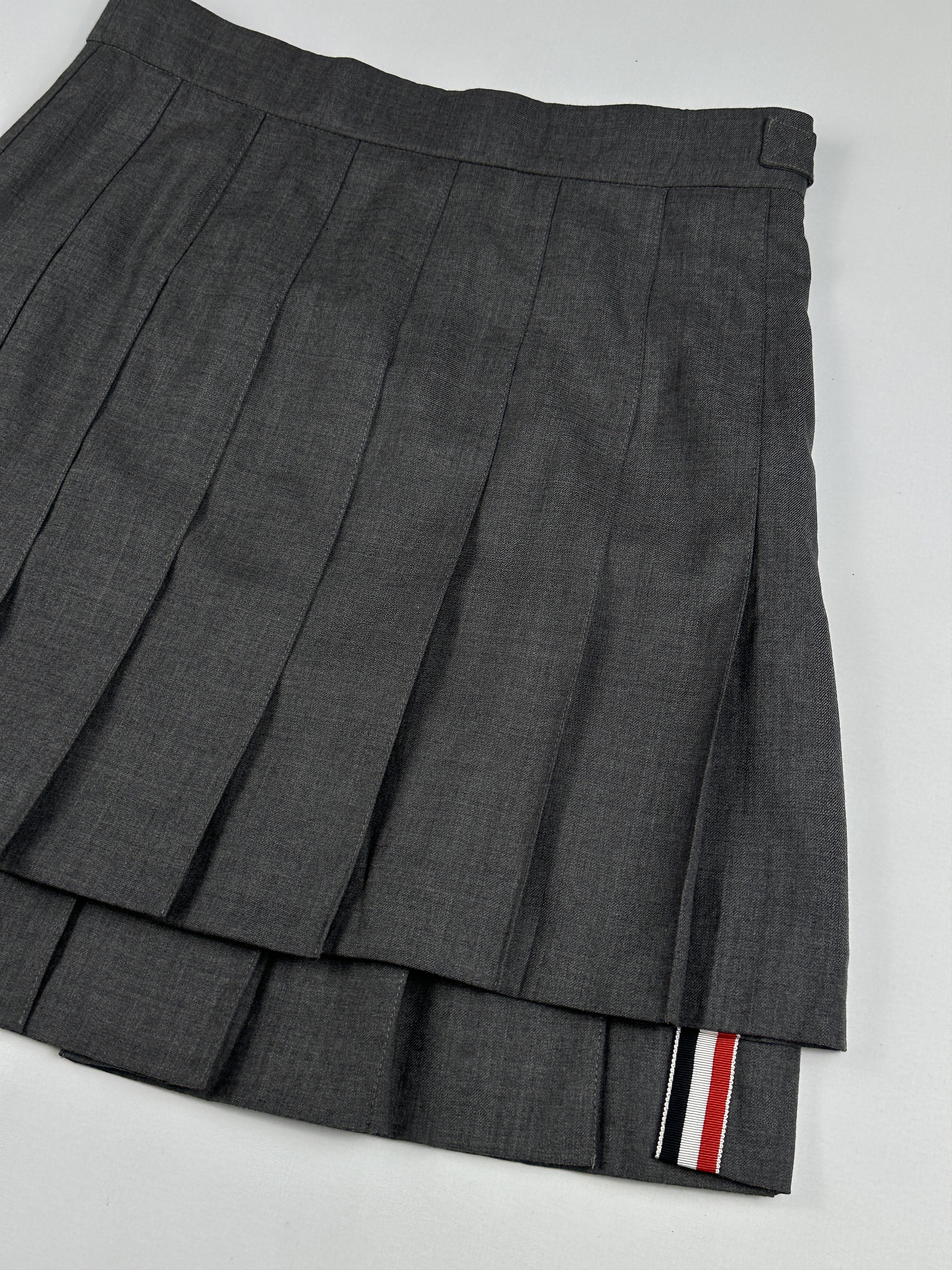 Thom Browne RWB Tab Pleated Mini Skirt Size 27" / US 4 / IT 40 - 4 Thumbnail