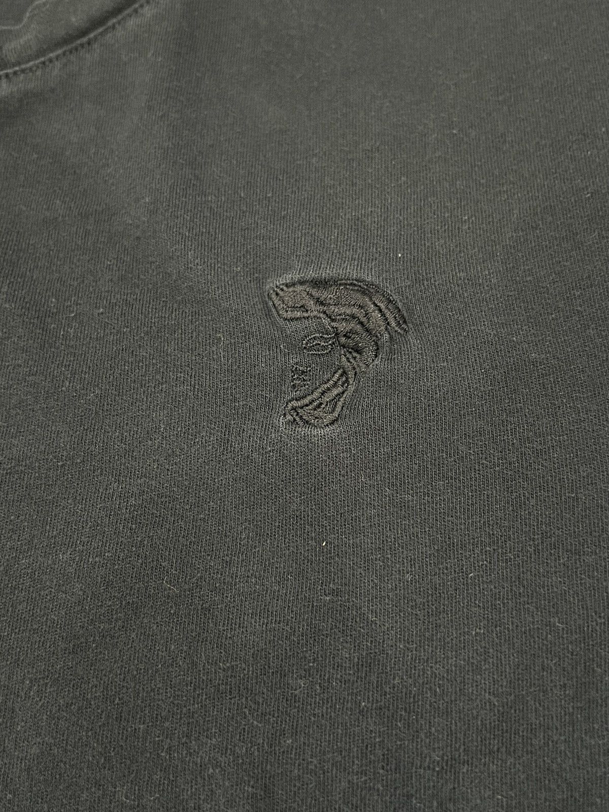 Versace × Vintage Vintage Gianni Versace Black Embroidered T-shirt Size US S / EU 44-46 / 1 - 4 Thumbnail