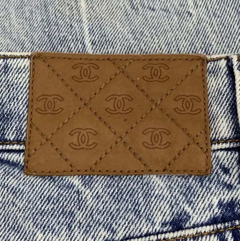 Chanel Chanel Light Blue Cotton Women's Denim Pants . Size 23" - 5 Thumbnail