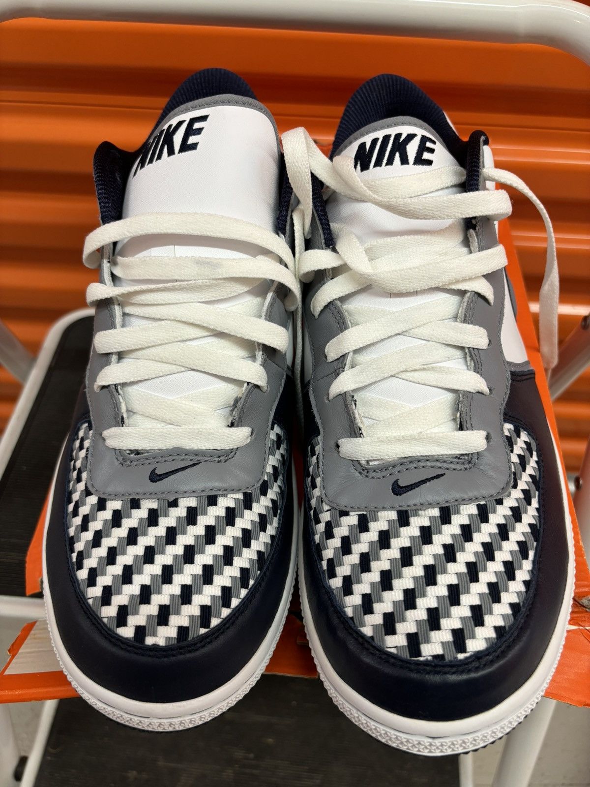 Nike × Vintage ***FINAL DROP***RARE 2007 NIKE INFILTRATOR WEAVE LOW SHOE 12 Size US 12 / EU 45 - 4 Thumbnail