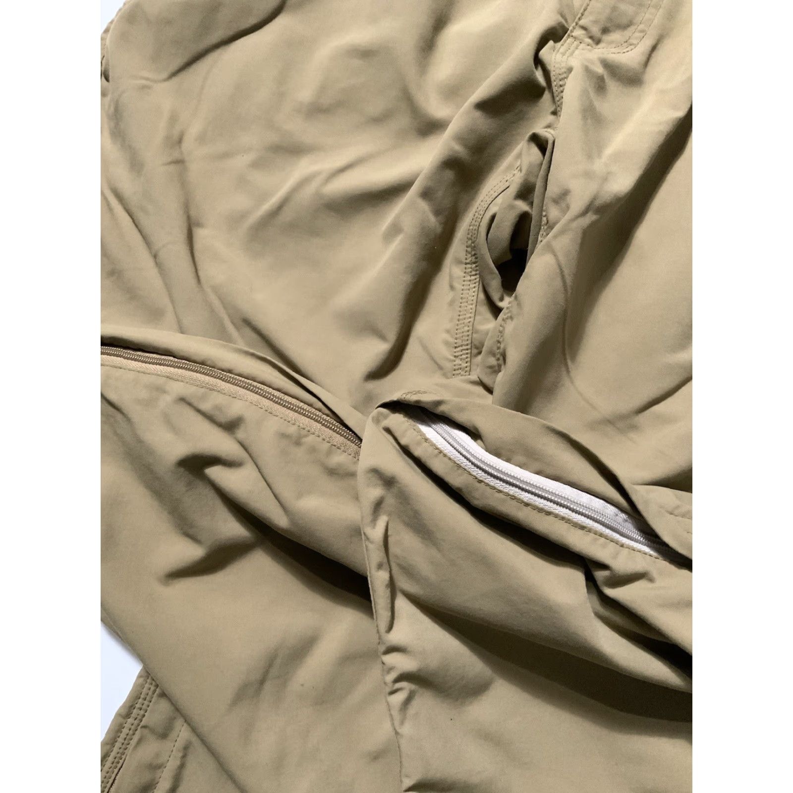 Mountain Khakis Mountain Khakis Convertible Tech Hiking Outdoor Cargo 2In1 Pants Shorts Sz.42 Beige Mens 2In1 Tech Hiking Outdoor Cam // Size US 42 / EU 58 - 7 Thumbnail