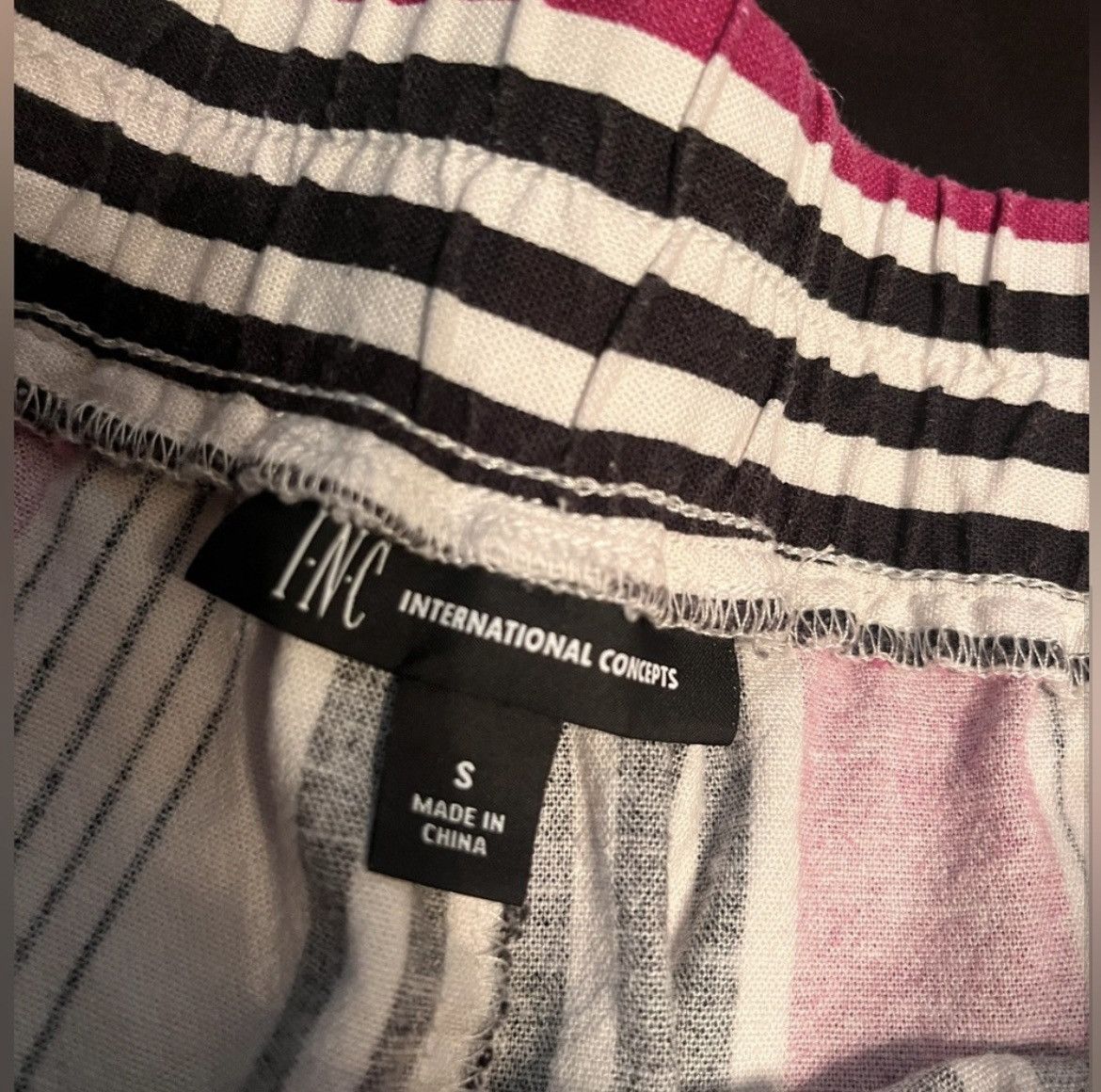 I.N.C Striped magenta shorts Size 27" / US 4 / IT 40 - 3 Thumbnail