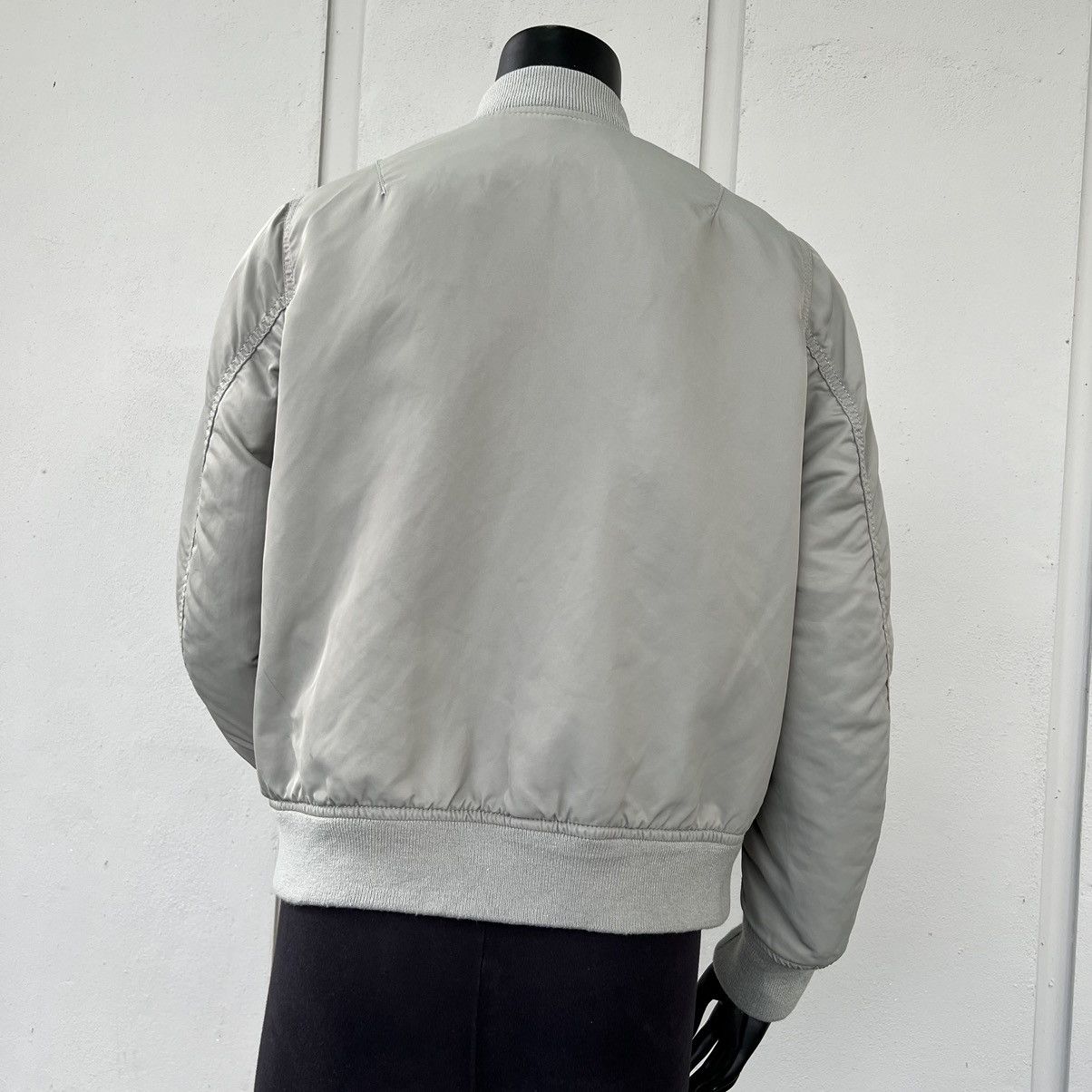 Japanese Brand × Uniqlo Uniqlo Women Bomber jacket Grey Size XL / US 12-14 / IT 48-50 - 5 Thumbnail