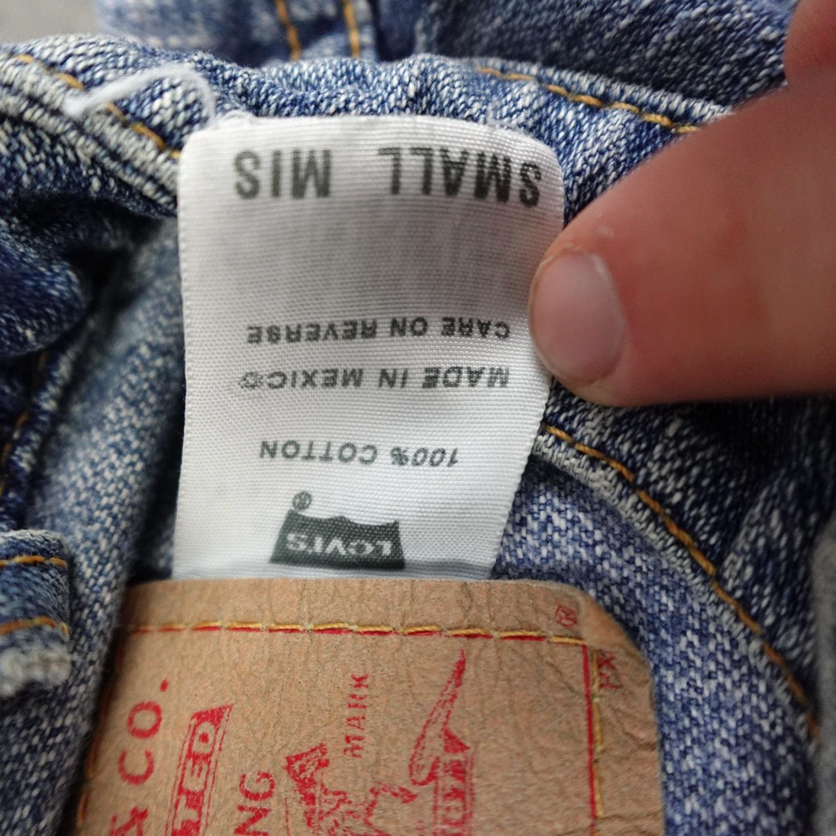 Levi's VINTAGE Levis Denim Jacket Womens Small Blue Fitted Trucker Button Front Mandarin Size S / US 4 / IT 40 - 6 Thumbnail