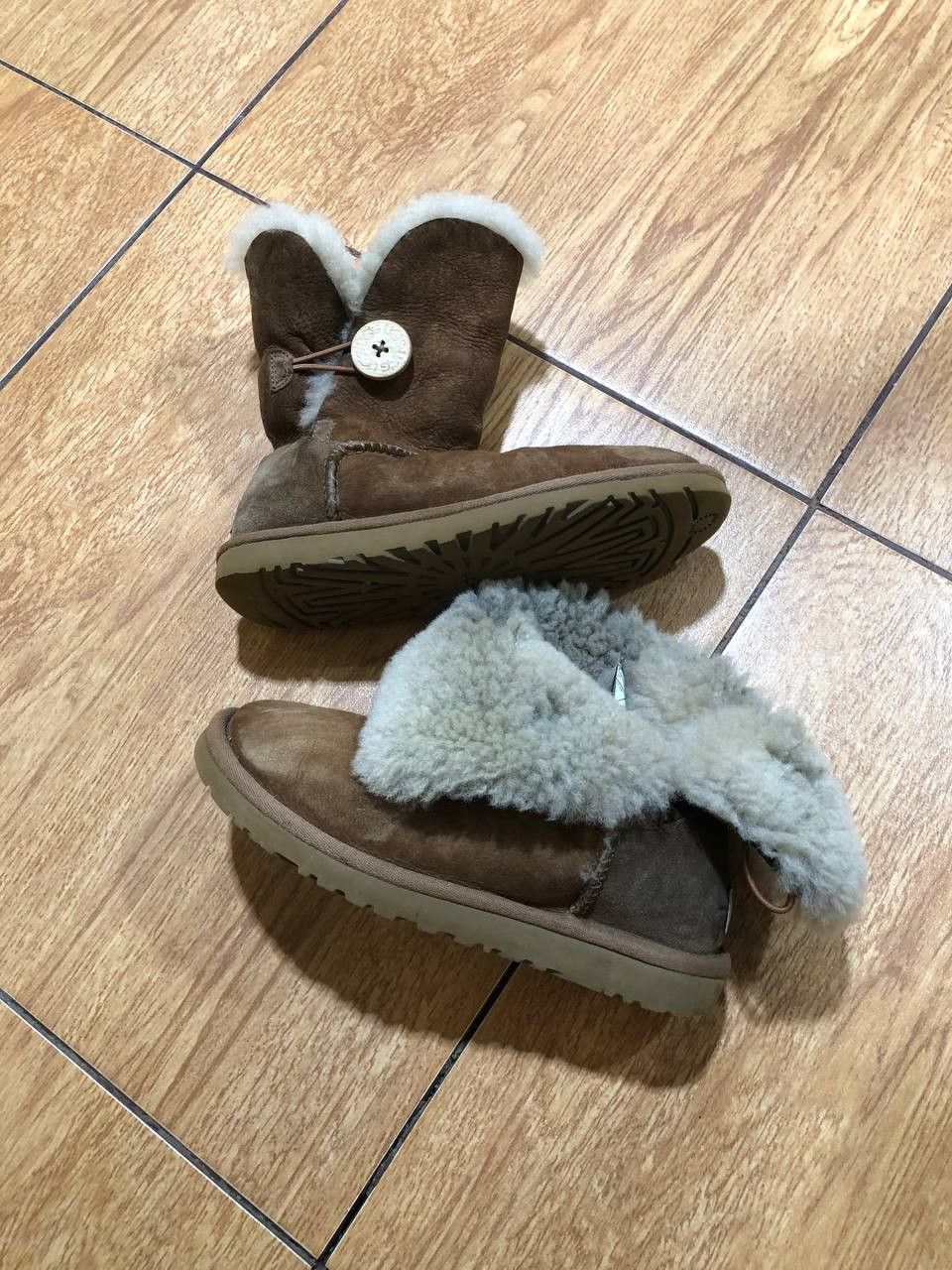 Ugg Vintage UGG Brown Boots Size 5 Size US 5 / IT 35 - 9 Thumbnail