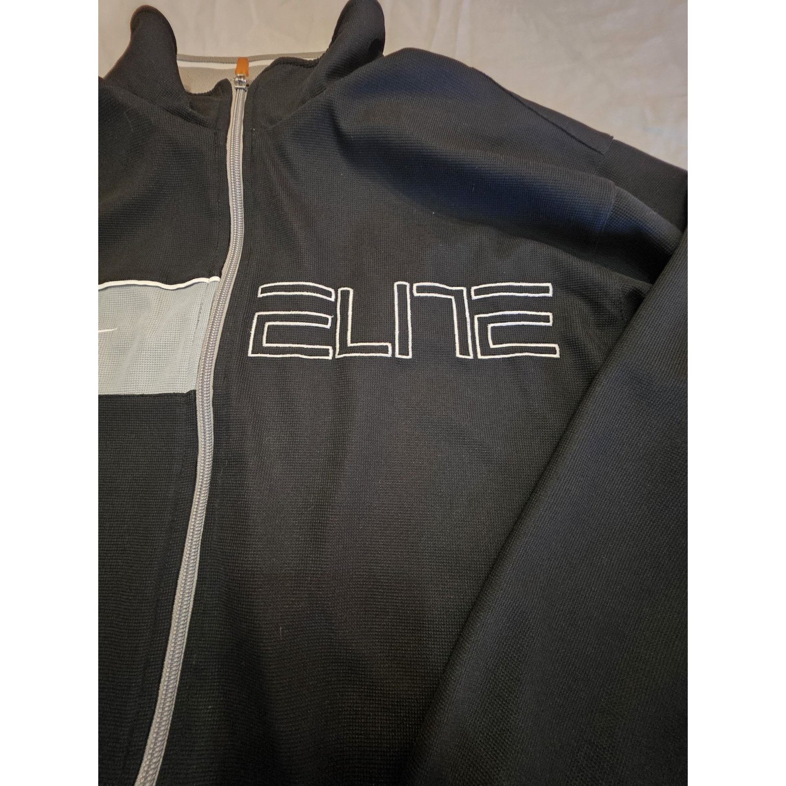 Nike Y2K Nike Elite Dri Fit Long Sleeve Shooting Warm-Up Size US XXL / EU 58 / 5 - 2 Thumbnail