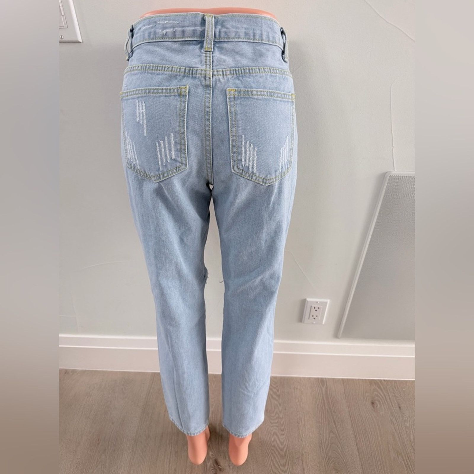 Other Boyfriend Distressed Light Blue Jeans. 100% cotton. Size 26 Size 26" / US 2 / IT 38 - 3 Thumbnail