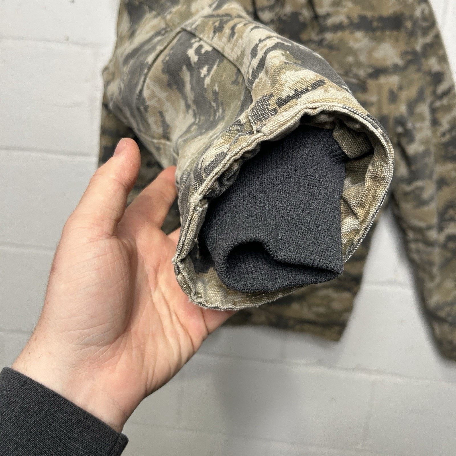Carhartt Carhartt Sherpa-Lined Hooded Detroit Jacket “Digital Camo” Size US M / EU 48-50 / 2 - 6 Thumbnail