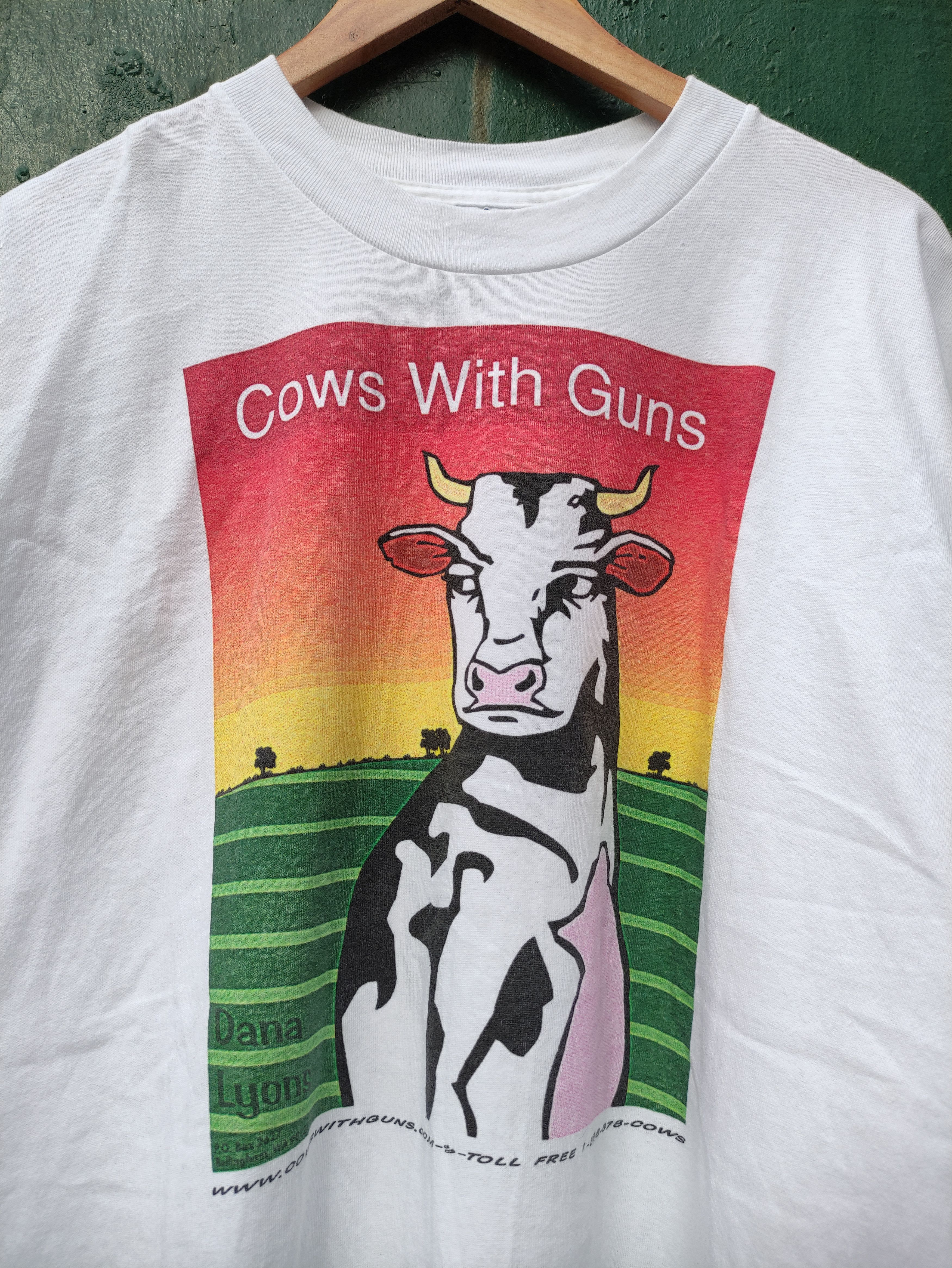 Vintage Vintage Dana Lyons Cows With Guns Country Shirt Size US XL / EU 56 / 4 - 3 Thumbnail