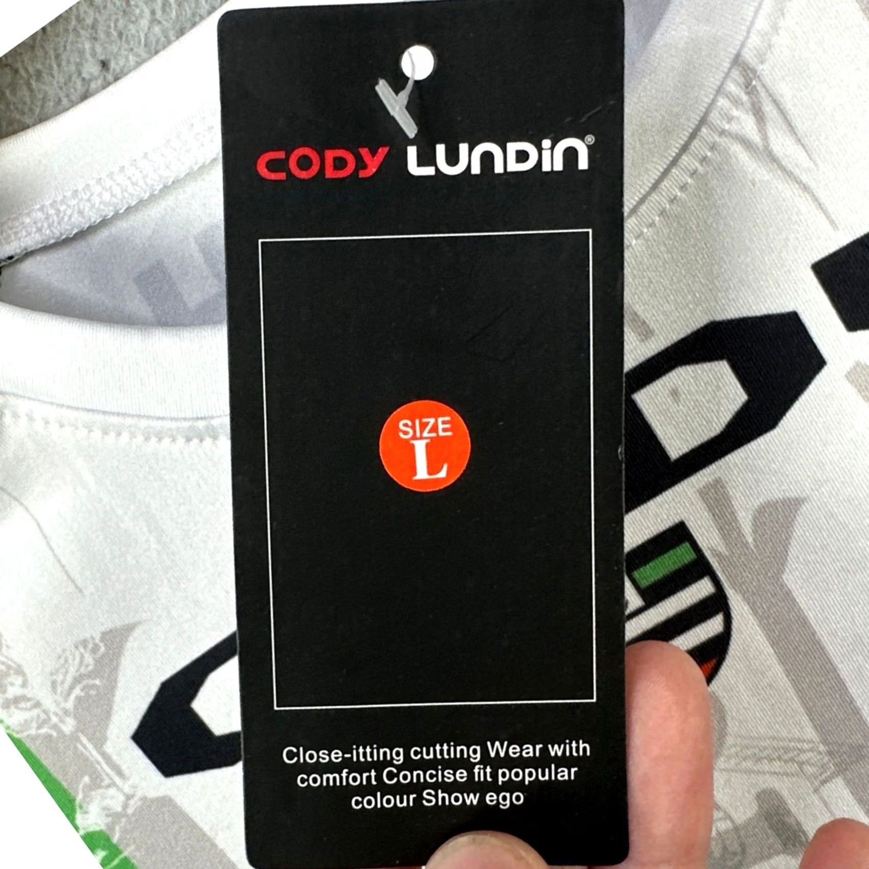 Gloverall Cody Lundin Athletic Shirt Mens Large Green White Geometric Cross Training Compression NEW Size US L / EU 52-54 / 3 - 6 Thumbnail
