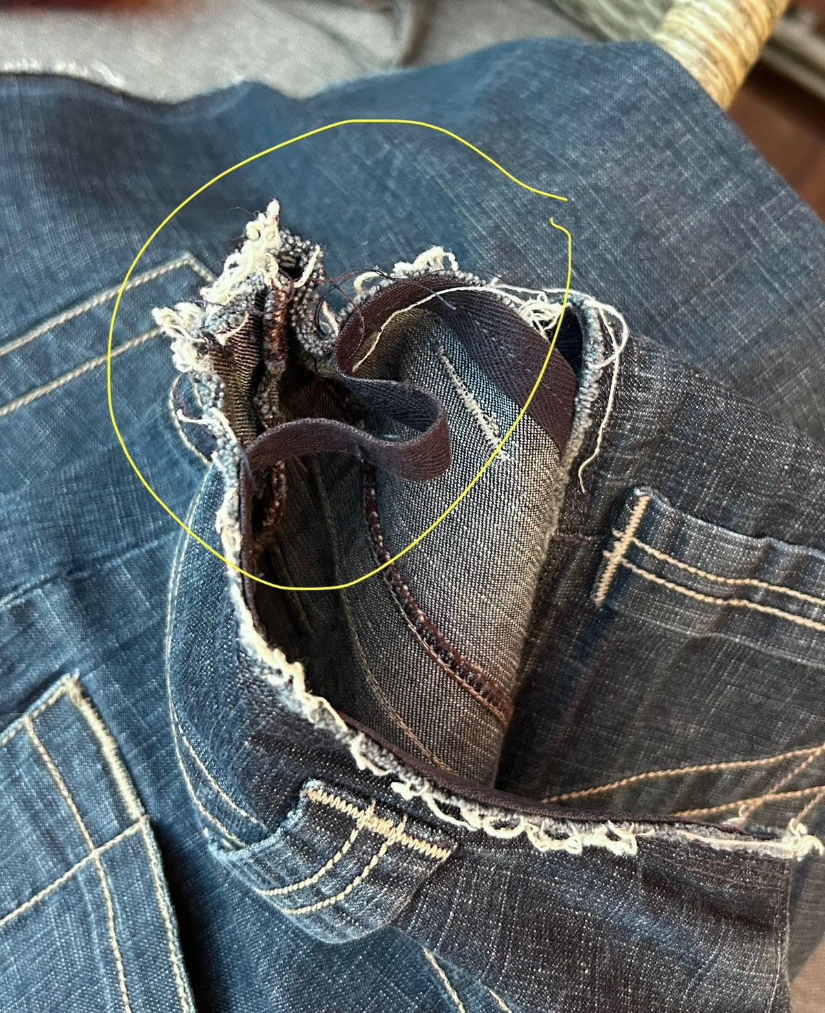 Marithe + Francois Girbaud M+F Girbaud Denim Knee Length Skirt Raw Cut Distressed Size 32" / US 10 / IT 46 - 11 Thumbnail