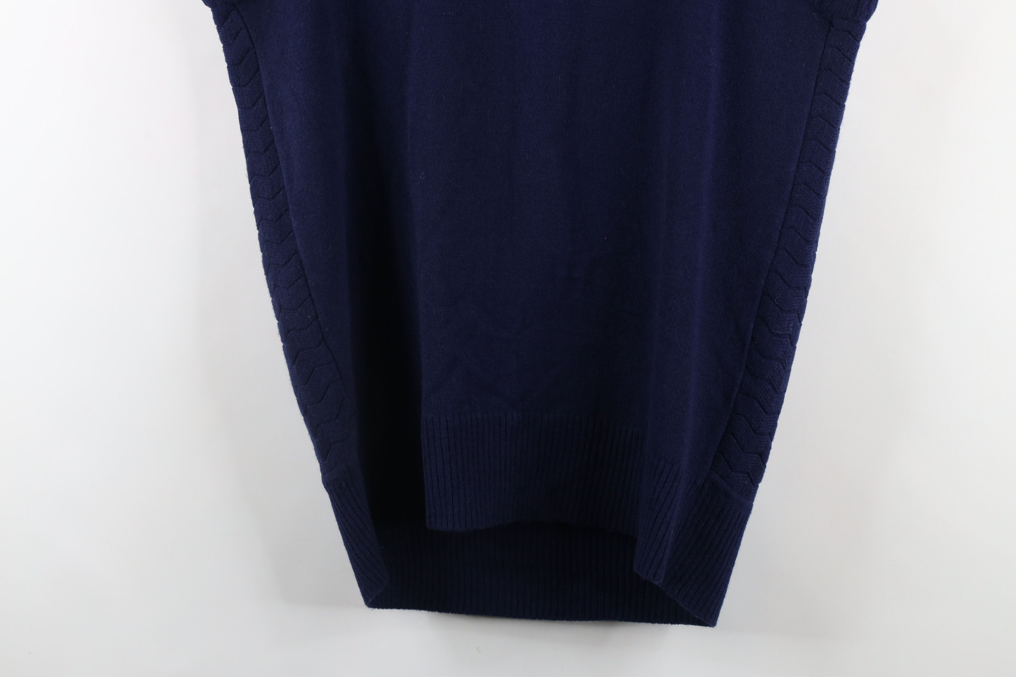 Vintage Vintage 70s Streetwear Knit V-Neck Sweater Vest Navy Blue Size US L / EU 52-54 / 3 - 7 Thumbnail
