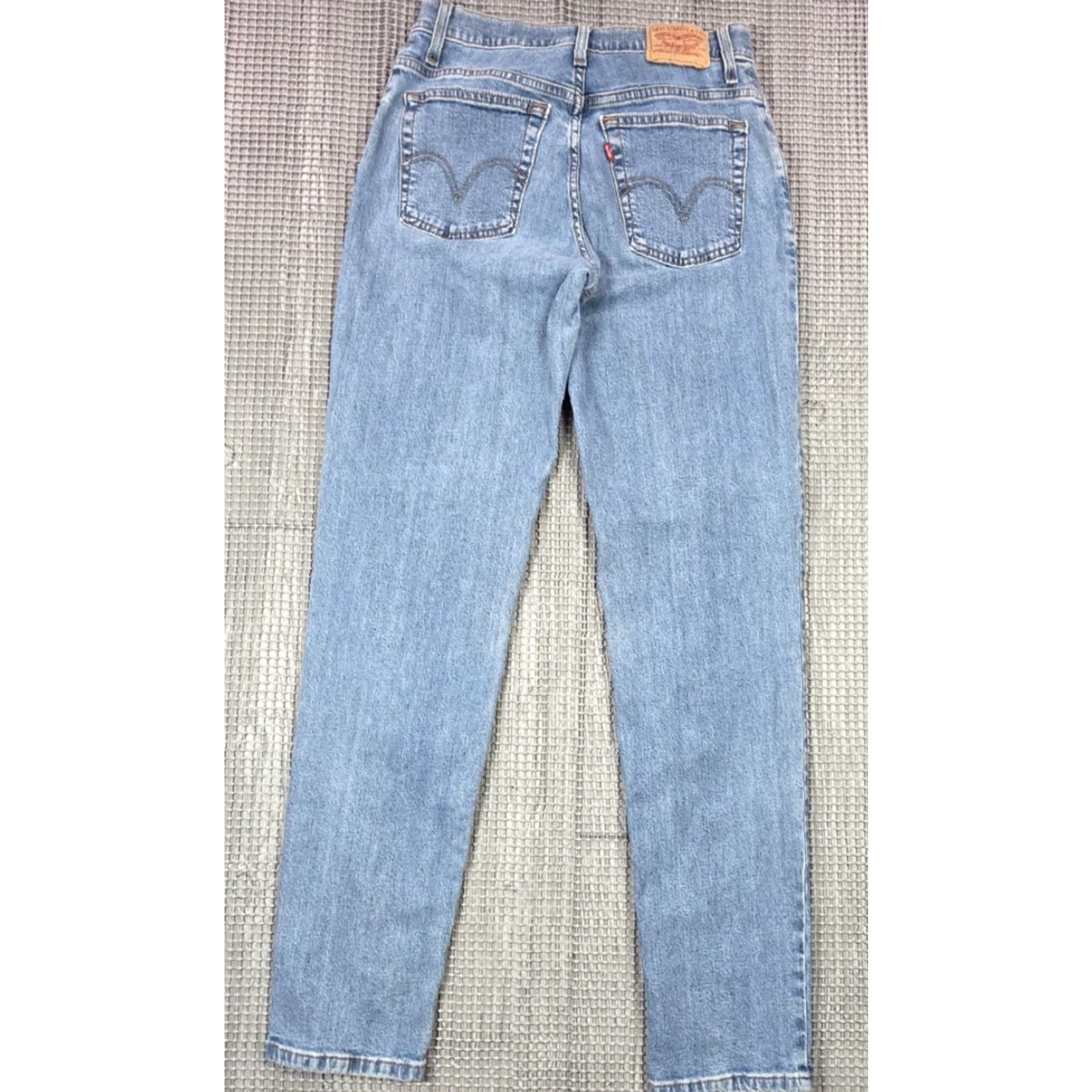 Levi's VINTAGE Levi's Jeans Women 8 Long Blue Relaxed Fit Tapered Leg 550 Y2K 28x32 Stretch Size 30" / US 8 / IT 44 - 5 Thumbnail