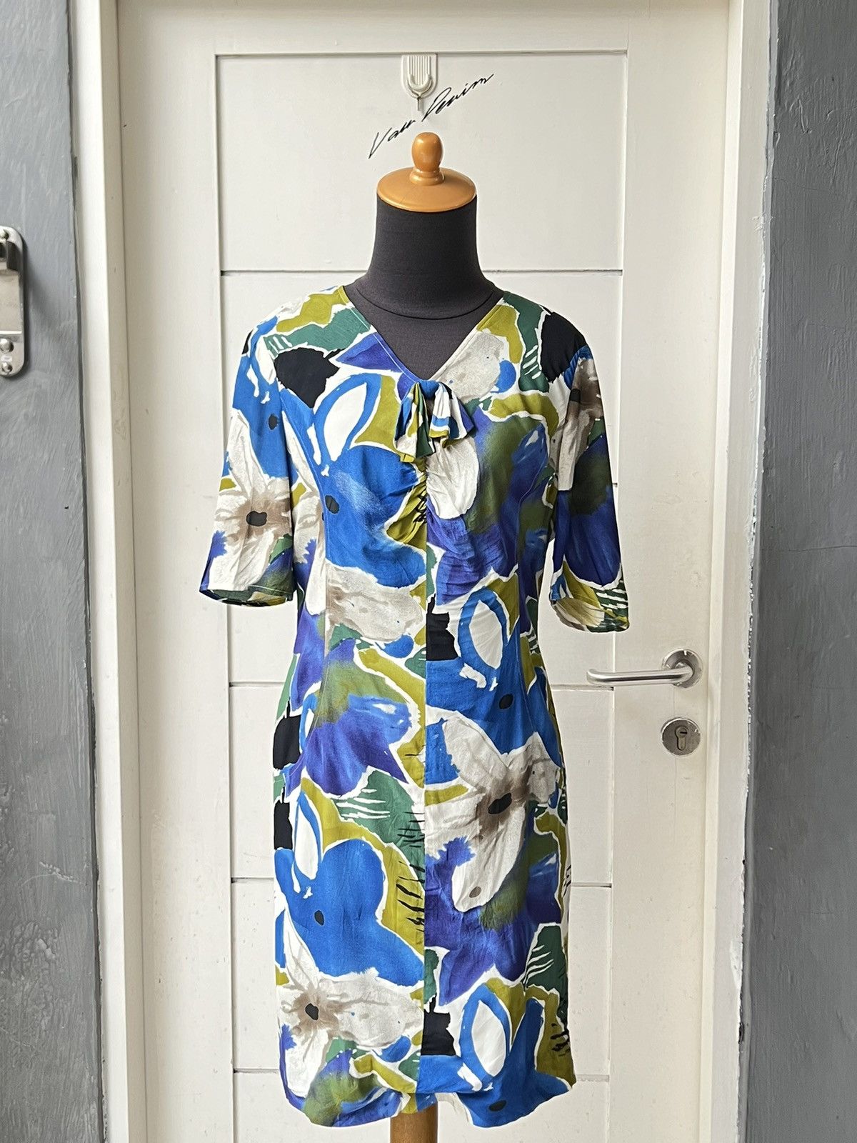 Ungaro Paris UNGARO Solo Donna Paris Flower Motive Dress Size XS / US 0-2 / IT 36-38 - 1 Thumbnail