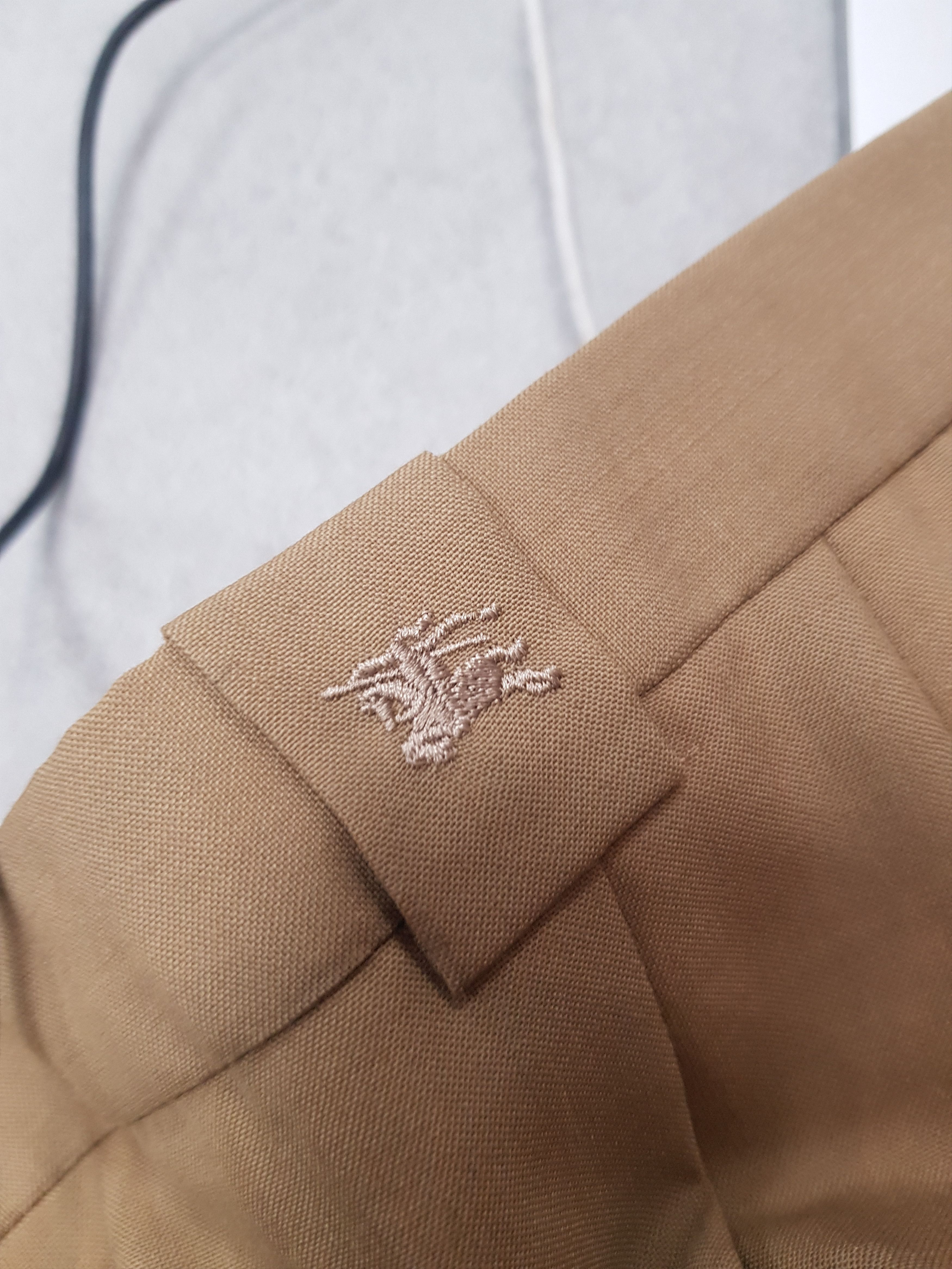 Burberry × Designer × Vintage 90s Burberry Vintage beige Baggy pleated chino Trousers Size US 35 - 9 Thumbnail