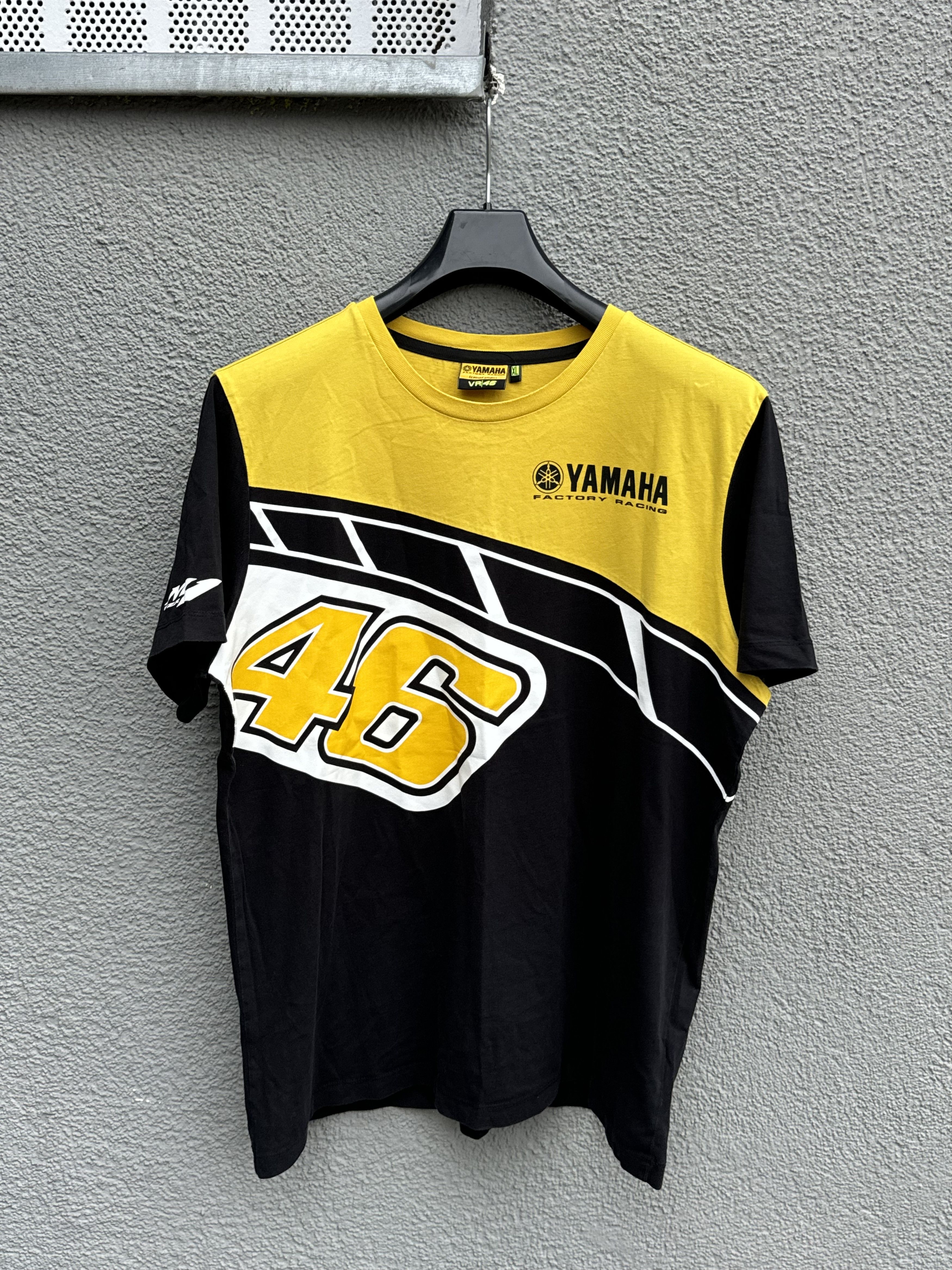 Japanese Brand × Yamaha Yamaha Racing Moto GP Valentino Rossi 46 T Shirt Size L Size US L / EU 52-54 / 3 - 1 Thumbnail