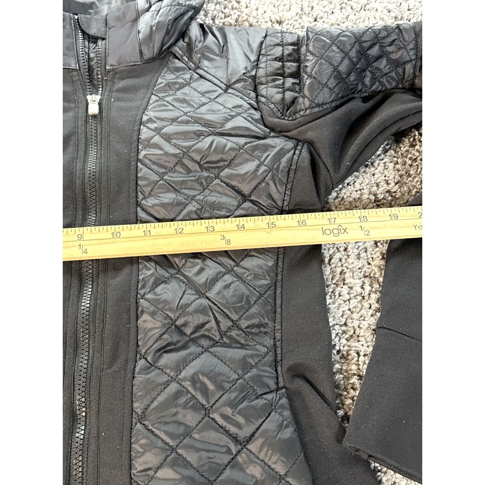 Athleta Athleta Puffer Jacket Women’s S Small Rock Springs CYA Black Full Zip Jacket Size S / US 4 / IT 40 - 3 Thumbnail