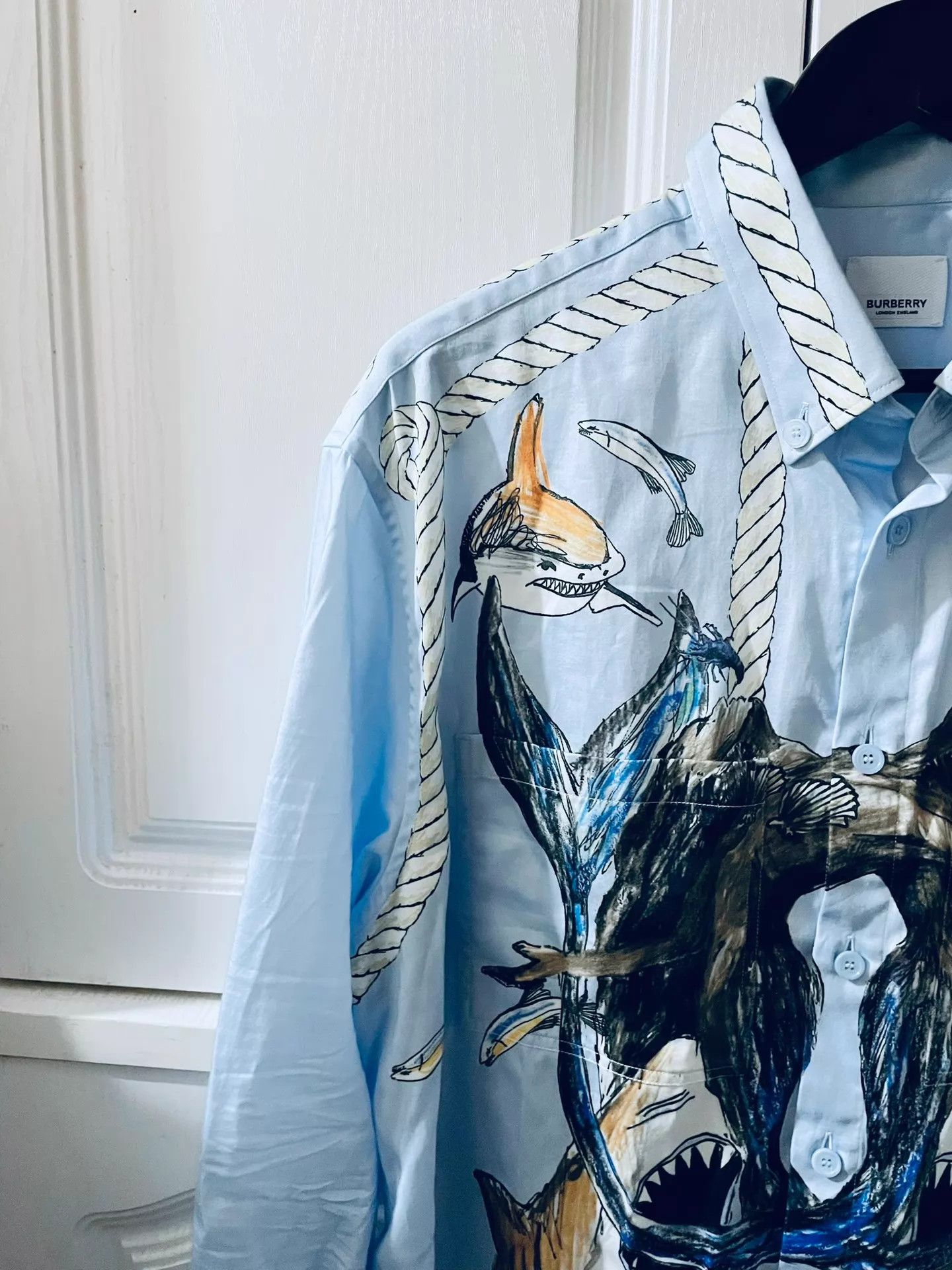 Burberry BURBERRY Runway Blue Shark Print XL Shirt Size US XL / EU 56 / 4 - 4 Thumbnail