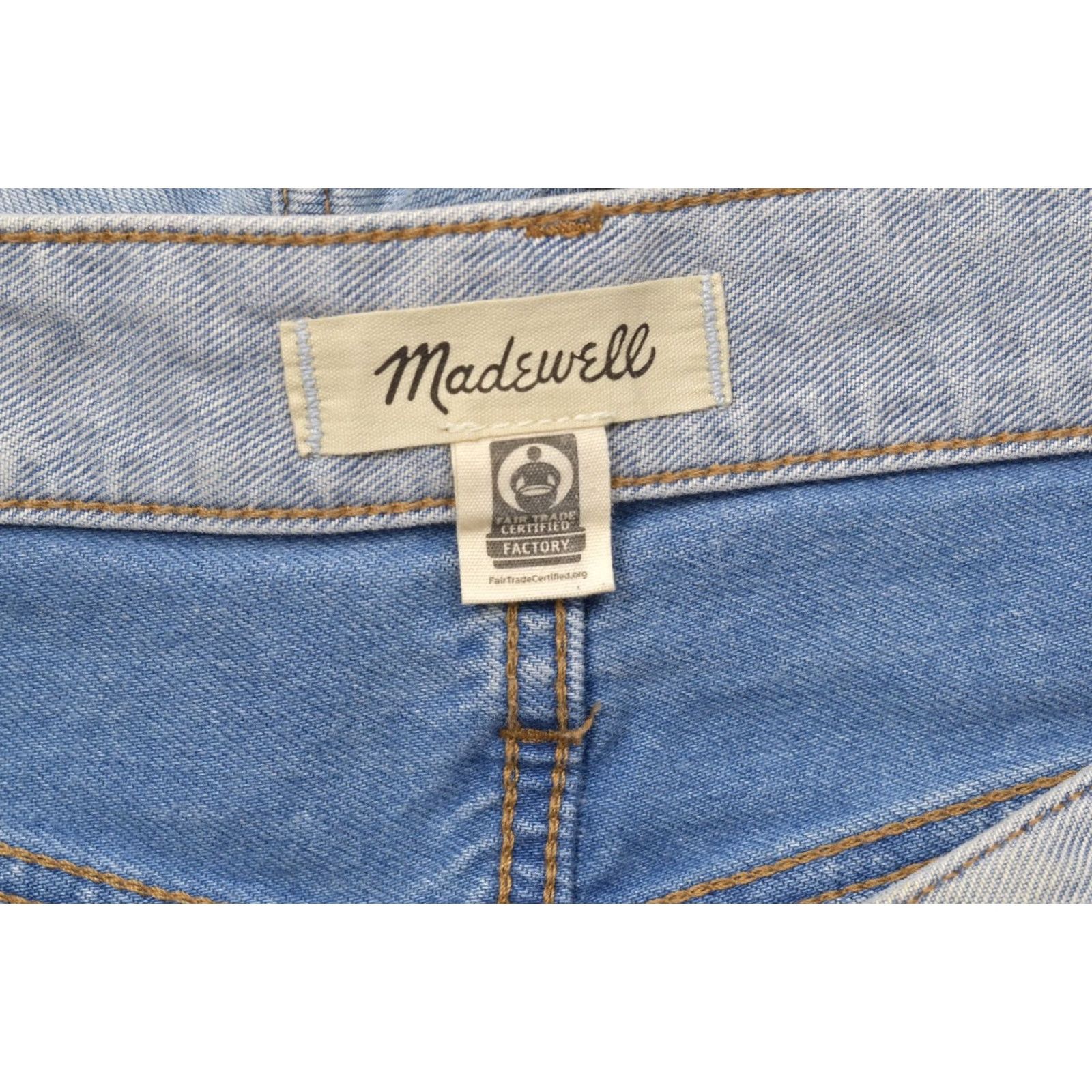 Madewell Madewell Relaxed Denim Shorts Size 33 Light Wash Raw Hem Two Tone Back Pockets Shirt Womens Regular Blue Summer 3 in Inseam Size 24" / US 00 / IT 34 - 7 Thumbnail