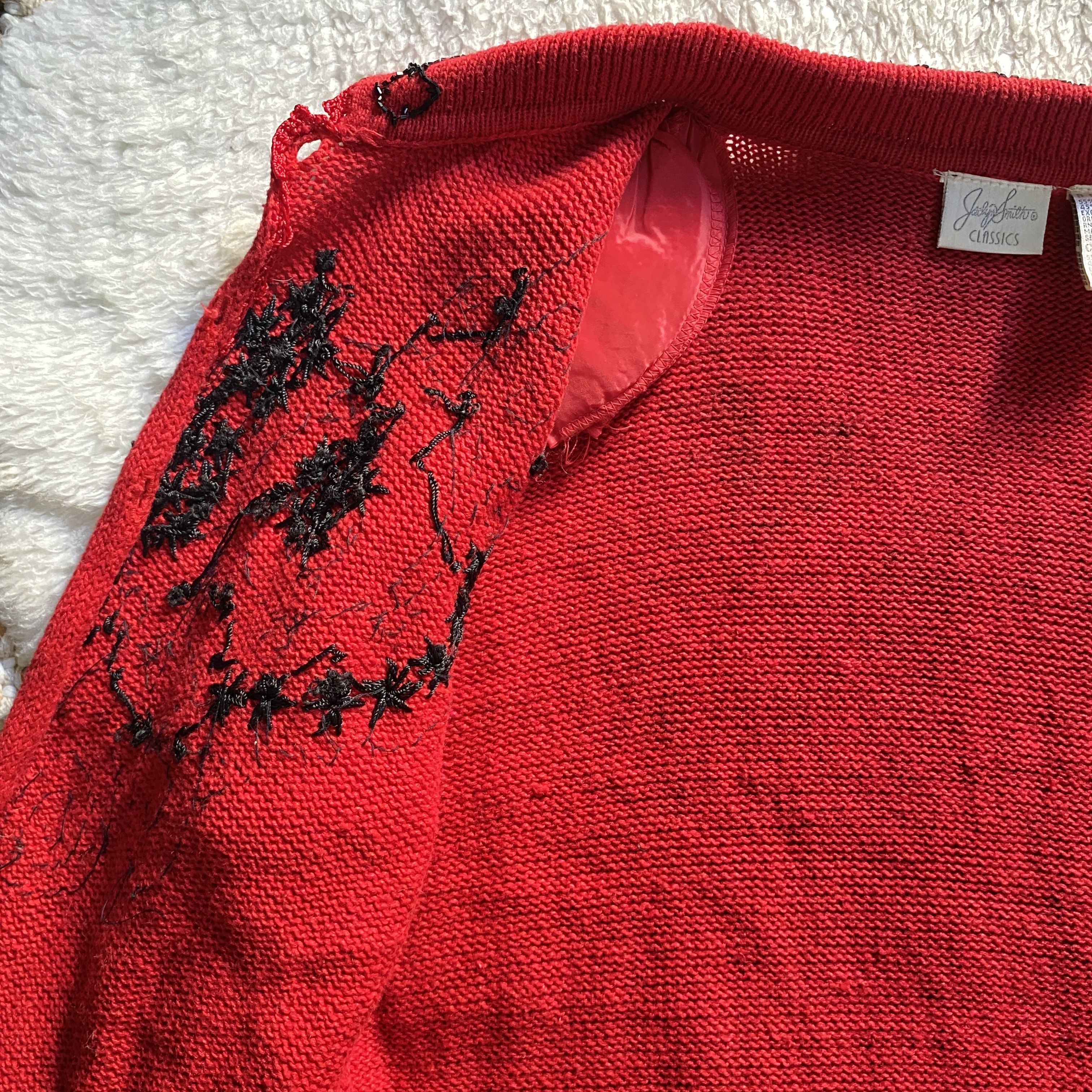Other Vintage Jaclyn Smith Red Beaded Sweater Size S / US 4 / IT 40 - 6 Thumbnail
