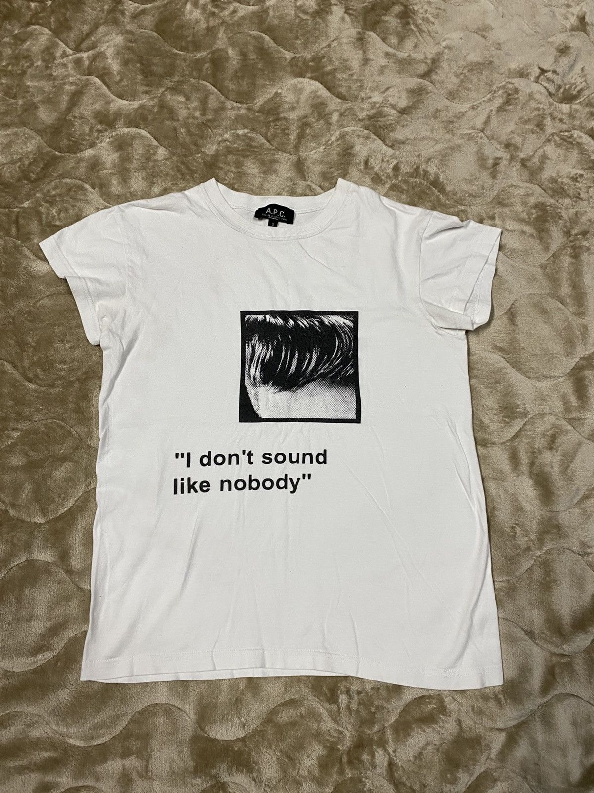 A.P.C. × Designer × Japanese Brand A.P.C. " i dont sound like nobody " Tshirt Size S / US 4 / IT 40 - 1 Thumbnail