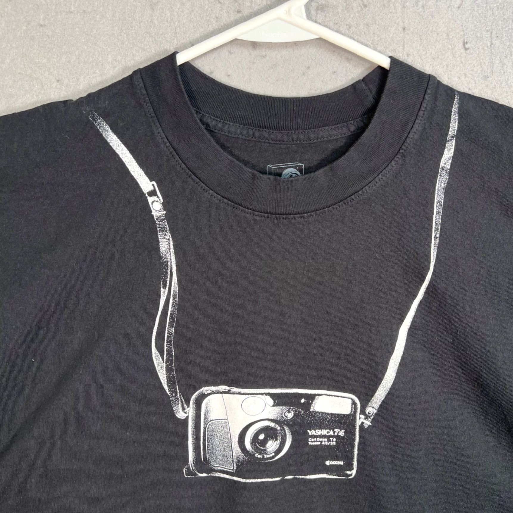 Vintage Carnival T-Shirt, Official Carnival Photographer Graphic Tee, Black, 2XL, Men's Short Sleeve Crew Neck Shirt Size US XXL / EU 58 / 5 - 4 Thumbnail