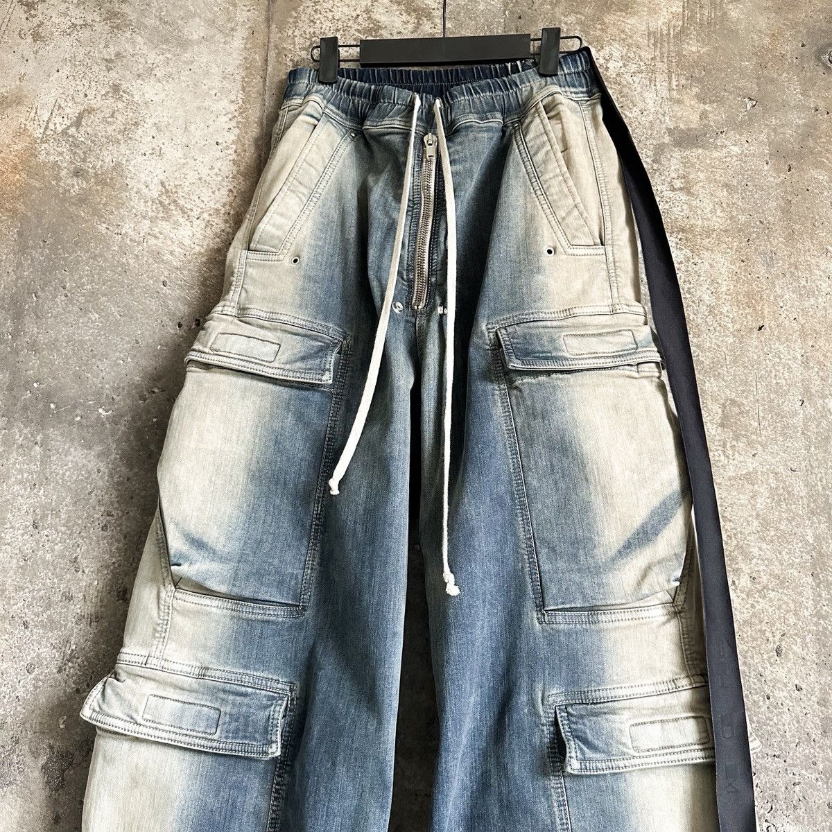 Rick Owens RUNWAY EDFU SS23 Double Cargo Jumbo Bela Mineral Wash Pants Size US 32 / EU 48 - 2 Thumbnail