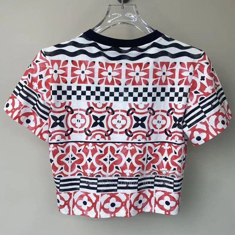 Louis Vuitton Louis Vuitton Red Cotton Women's T. Size M / US 6-8 / IT 42-44 - 2 Thumbnail