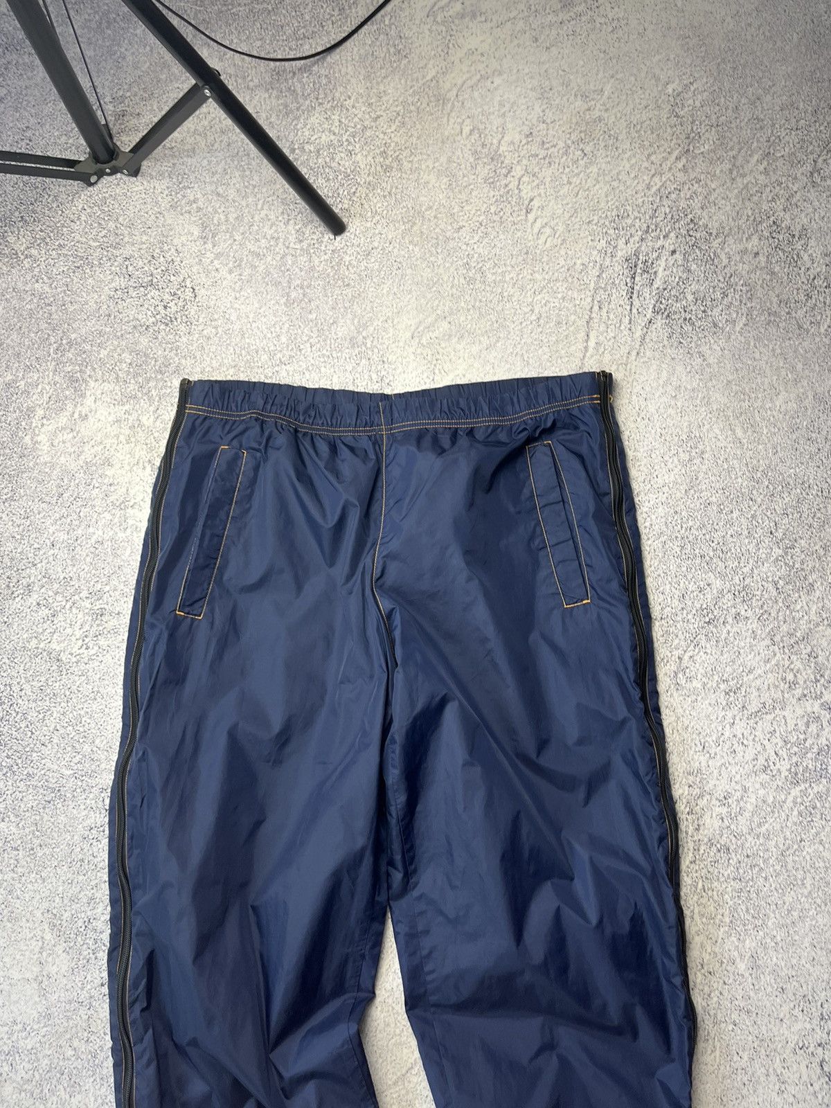 Nike Vintage Nike Nylon Track Pants Small Swoosh Logo Sz L Size US 36 / EU 52 - 2 Thumbnail