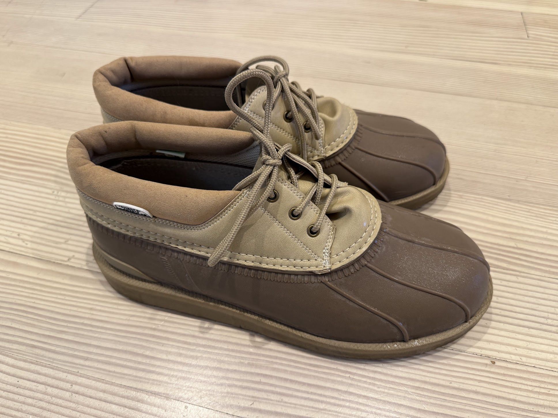 Duck boots