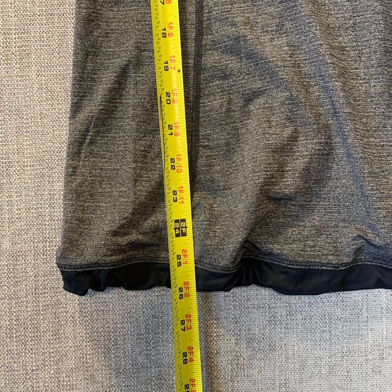 Lululemon Lululemon grey swiftly tech top gym outdoor Size L / US 10 / IT 46 - 8 Thumbnail