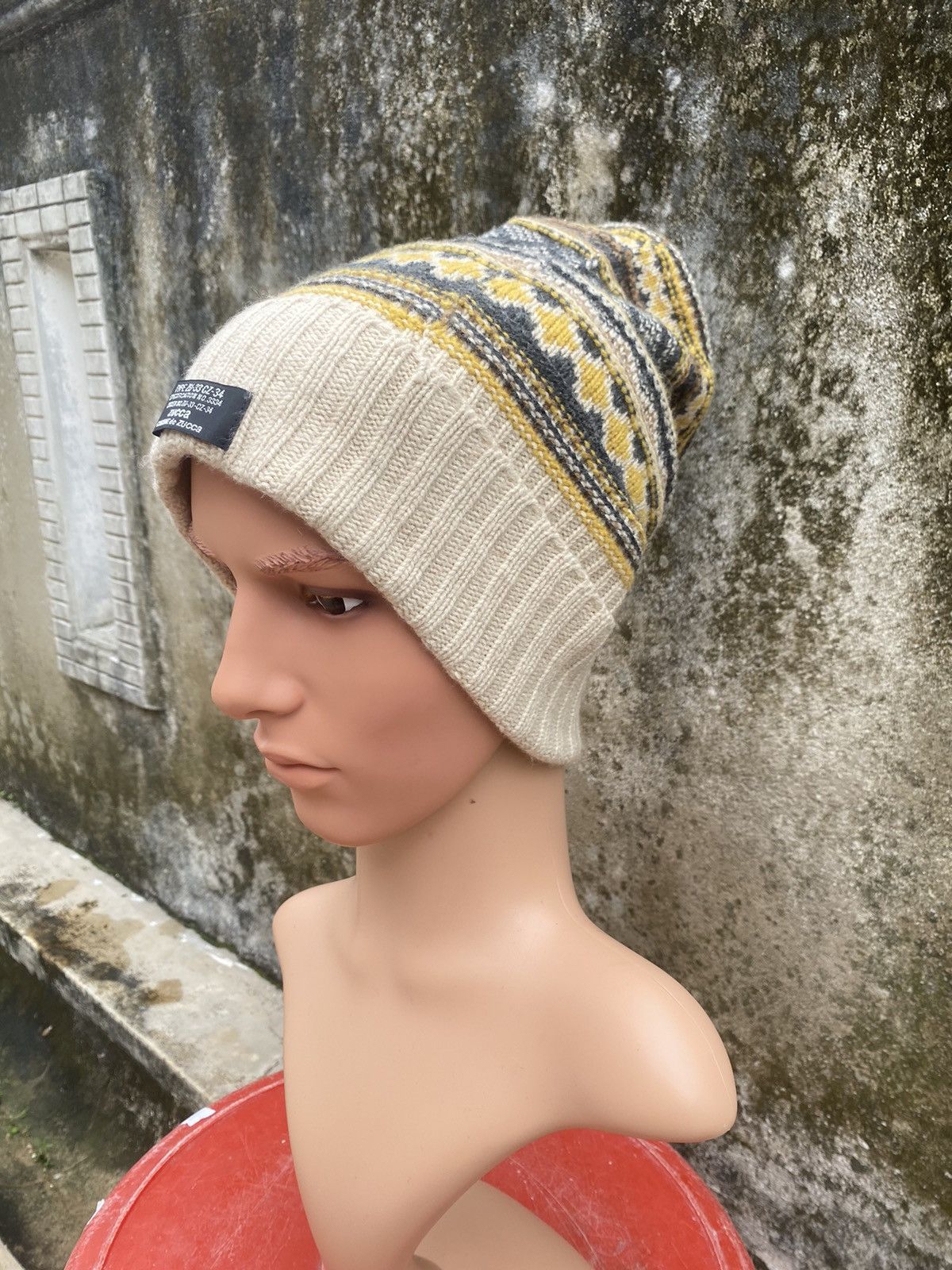 CABANE de ZUCCa Cabane De Zucca Knitted Winter Hat Size ONE SIZE - 3 Thumbnail