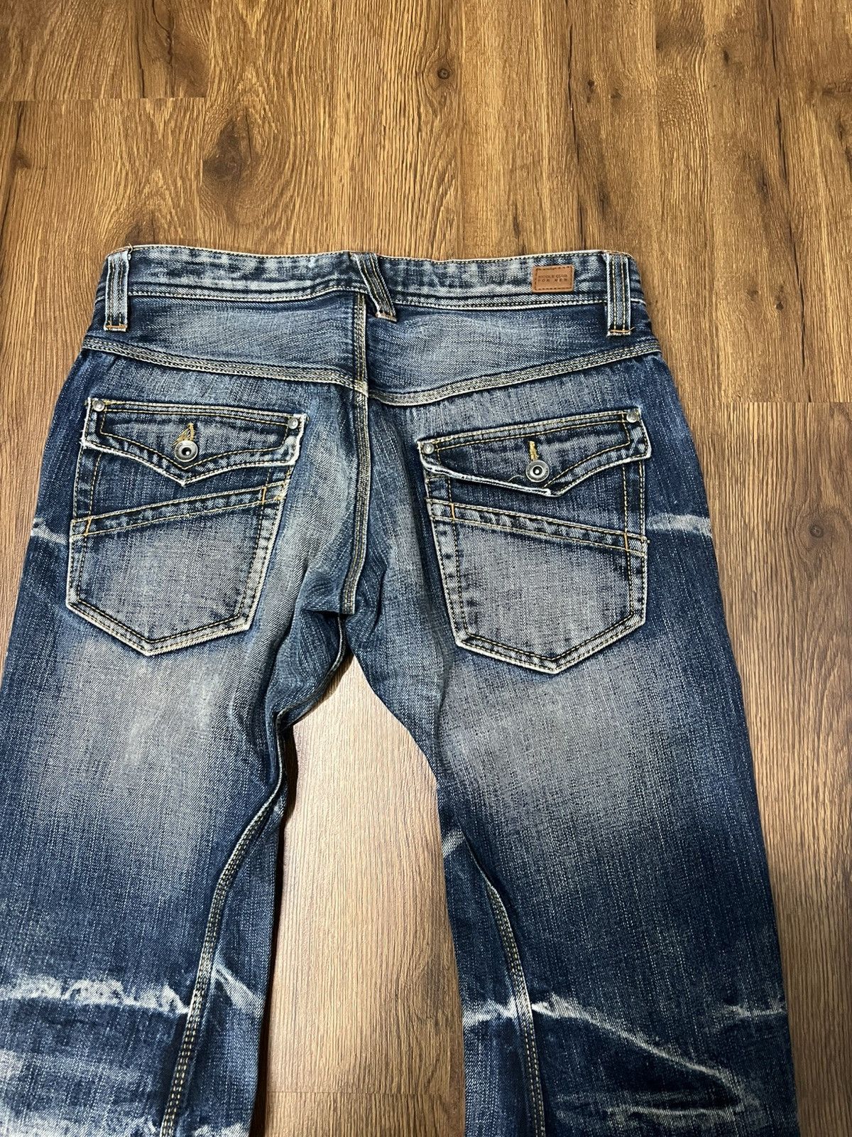 Tornado Mart Nicole Club For Men Fade Out Whiskered Flared Jeans Size US 32 / EU 48 - 5 Thumbnail