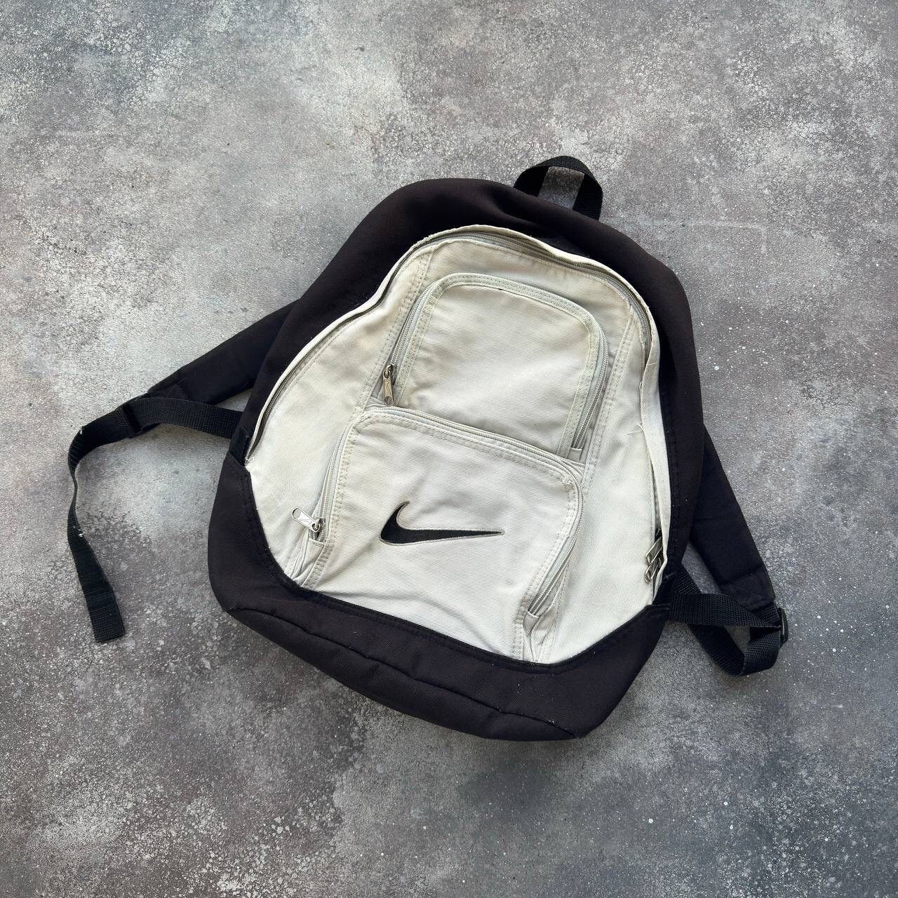 バッグ 90s 00s Nike backpack Vintage 90s Nike Backpack Black Retro Suede Bottom Unisex - Etsy