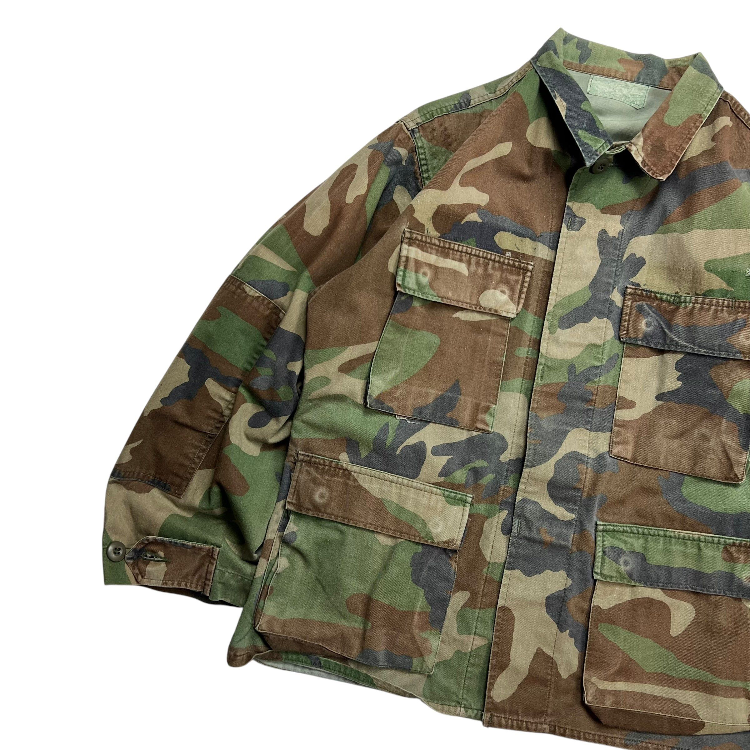Vintage Woodland Camo Button-up ARMY Jacket - M Size US M / EU 48-50 / 2 - 2 Thumbnail