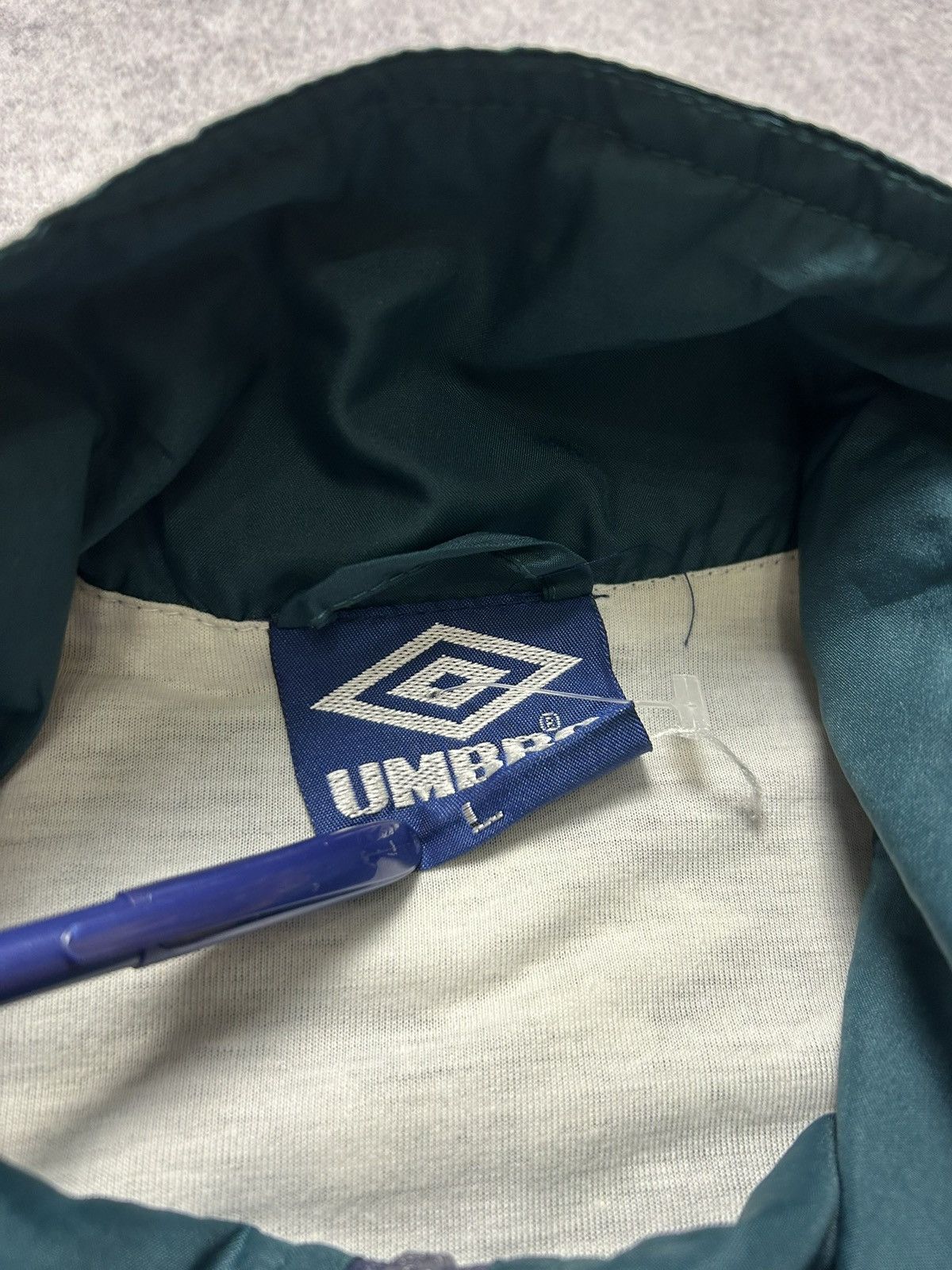 Umbro Vintage 90’s Umbro Small Logo Full Zip Retro Track Jacket Size US L / EU 52-54 / 3 - 5 Thumbnail