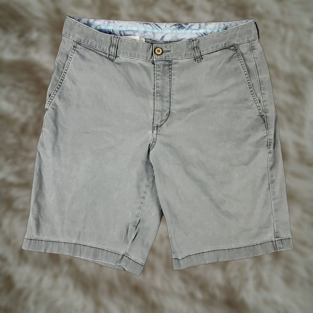 Tommy Bahama Tommy Bahama Shorts Mens Size 33 Gray Cotton Blend Flat Front Chino Pockets 34 Waist Regular Fit Summer Style Mens Size US 34 / EU 50 - 1 Thumbnail