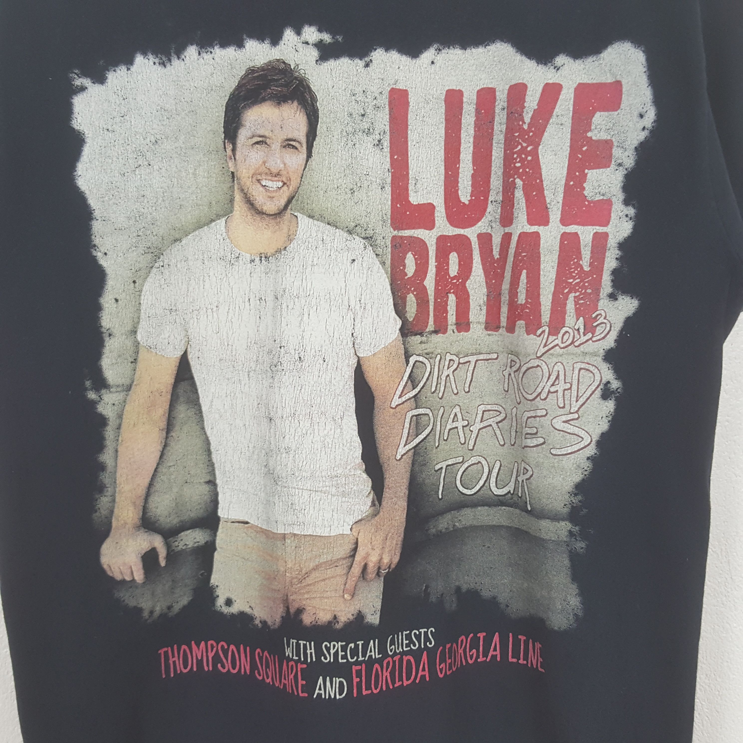 Band Tees Vintage Luke Bryan American Singer Tour Tshirt C319N40 Size US S / EU 44-46 / 1 - 2 Thumbnail