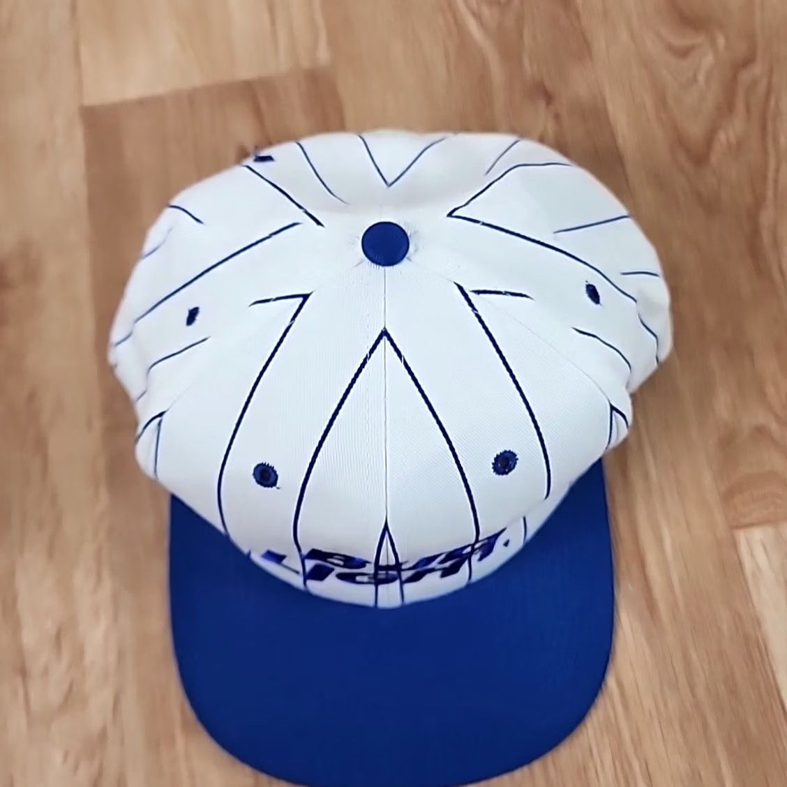 Vintage VINTAGE Bud Light Hat Adjustable Cream & Blue Embroidered Pin Stripe Snap Back Ball Cap Size ONE SIZE - 6 Thumbnail