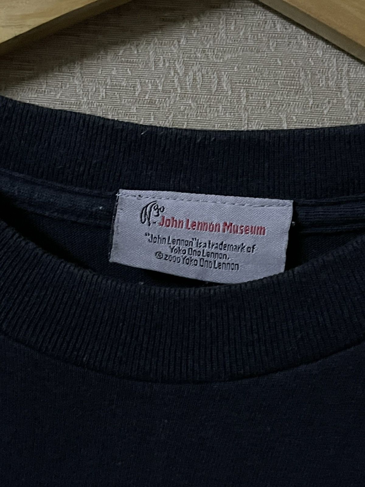 Band Tees Vintage 2000s John Lennon Museum Tshirt Size US M / EU 48-50 / 2 - 5 Thumbnail