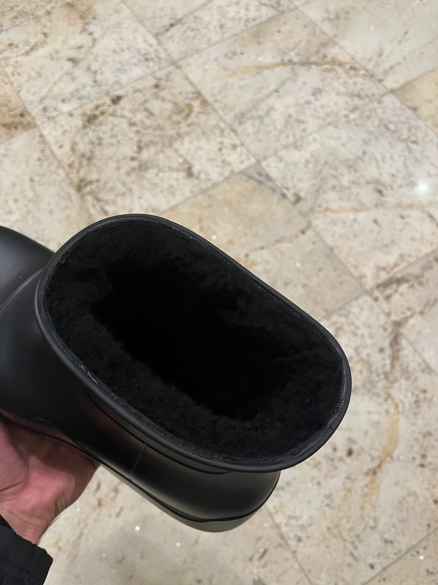 Bottega Veneta o1rshd1 Q:2 / Puddle Boots Cozy Shearling Interior in Black Size US 12 / EU 45 - 9 Thumbnail