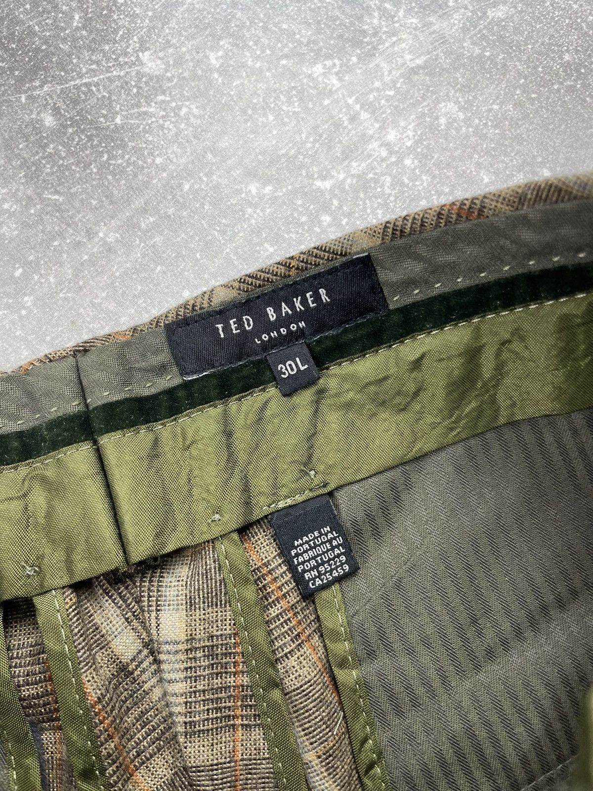 Ted Baker Ted Baker London Plaid Wool Trousers ailored Check Pants Size US 30 / EU 46 - 12 Thumbnail