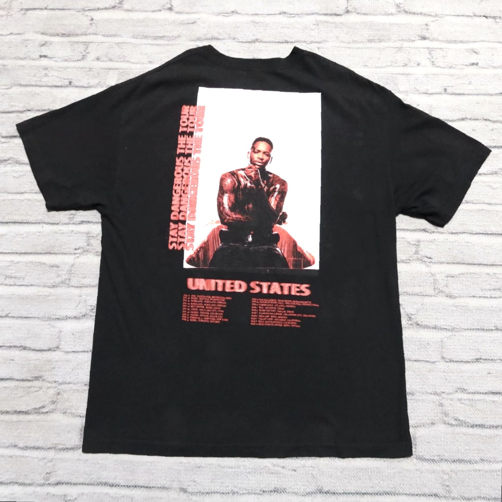 Vintage 2018 YG Stay Dangerous Tour Shirt XL Men's Black T-Shirt Rap Tee Vector Wear Red Size US XL / EU 56 / 4 - 2 Thumbnail