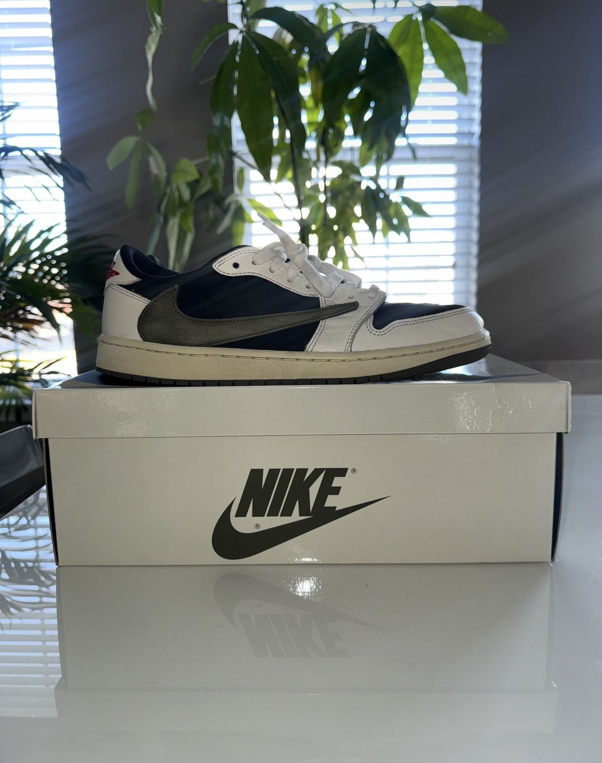 Nike × Travis Scott Travis Scott AF1 Low - Olive - Sz.10 - 9/10 Condition Size US 10 / EU 43 - 2 Thumbnail