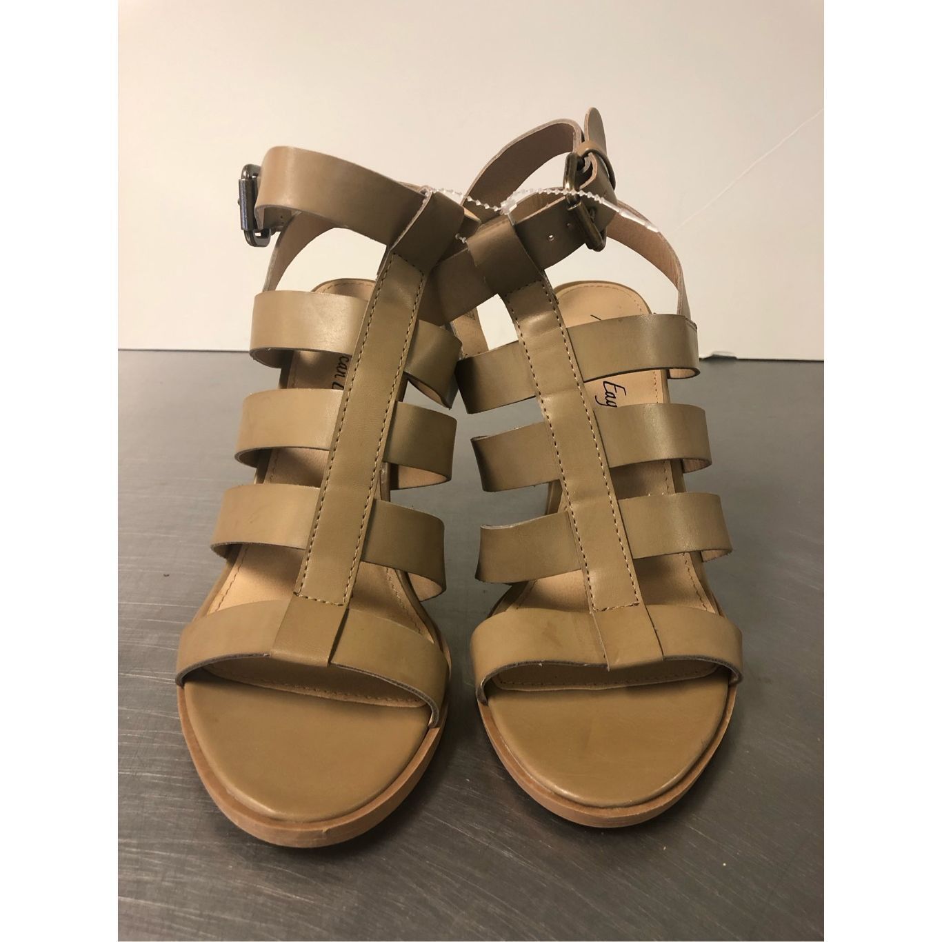 American Eagle Outfitters American Eagle Women’s Tan Open Toe Strappy Heels with Buckle Size 8.5 NWT Size US 8.5 / IT 38.5 - 1 Thumbnail