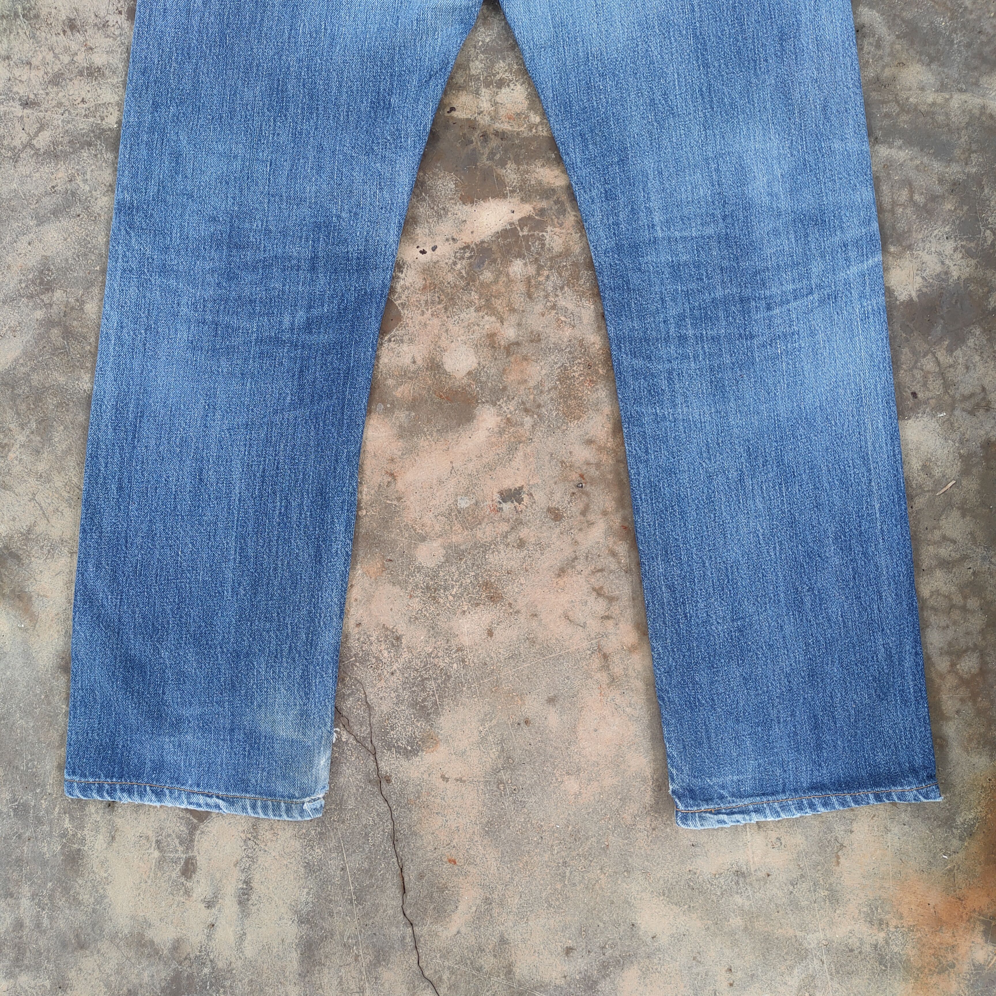 Levi's Vintage Clothing W33 VINTAGE LEVI'S 505 FADED RIPPED JEANS DENIM PANTS Size US 33 - 12 Thumbnail