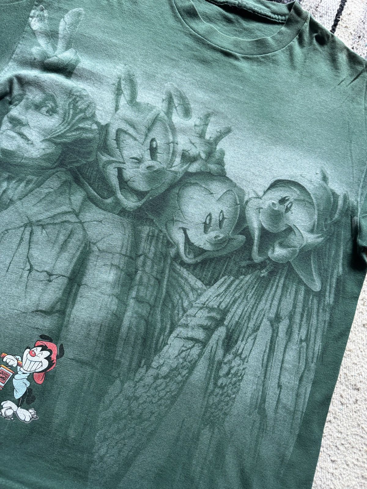 Vintage Vintage Animaniacs 1994 Mt. Rushmore Warner Bros T-Shirt XL Size US XL / EU 56 / 4 - 6 Thumbnail