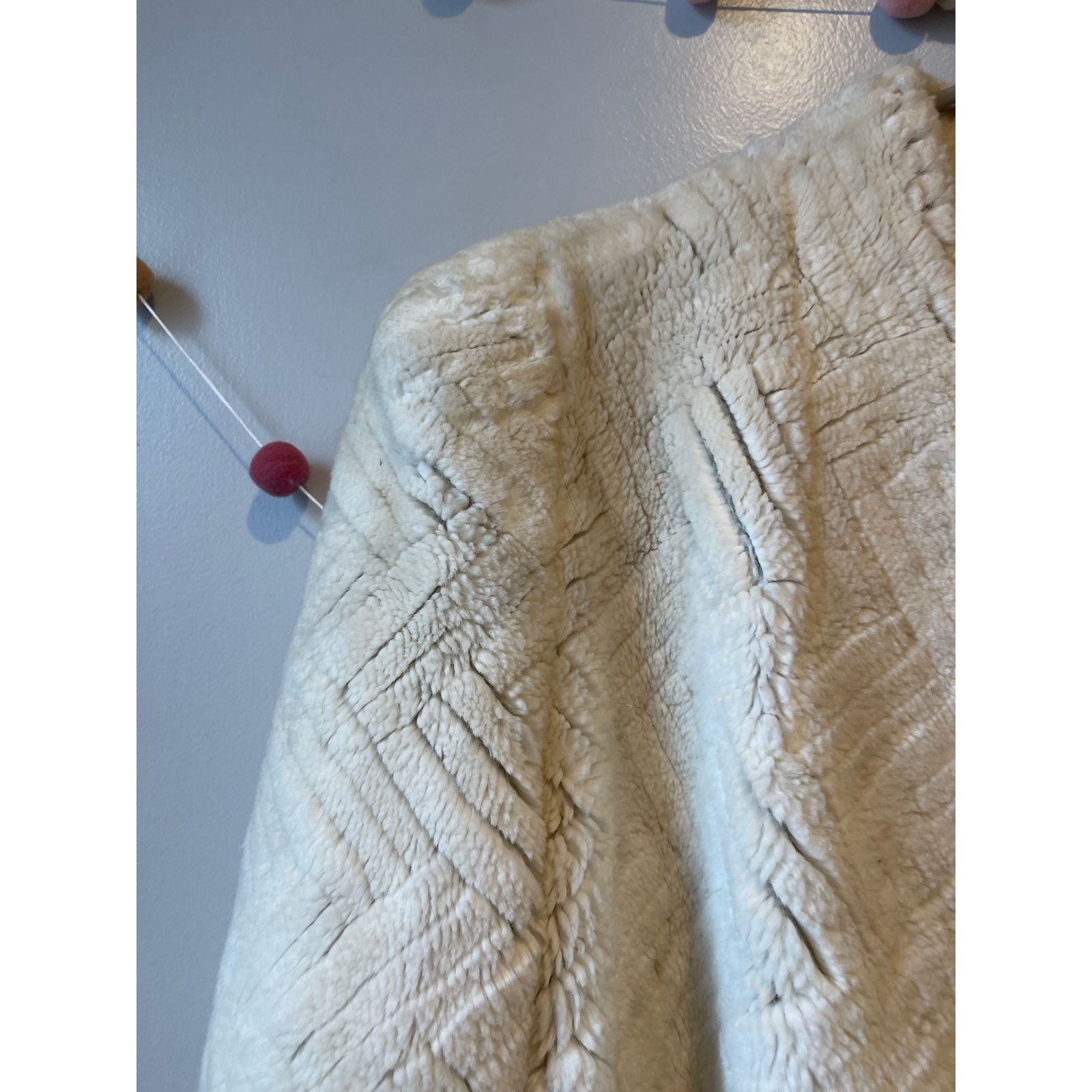 Jacques Saint Laurent Jacques Saint Laurent for Genelle White Vintage Fur Coat Size S / US 4 / IT 40 - 3 Thumbnail