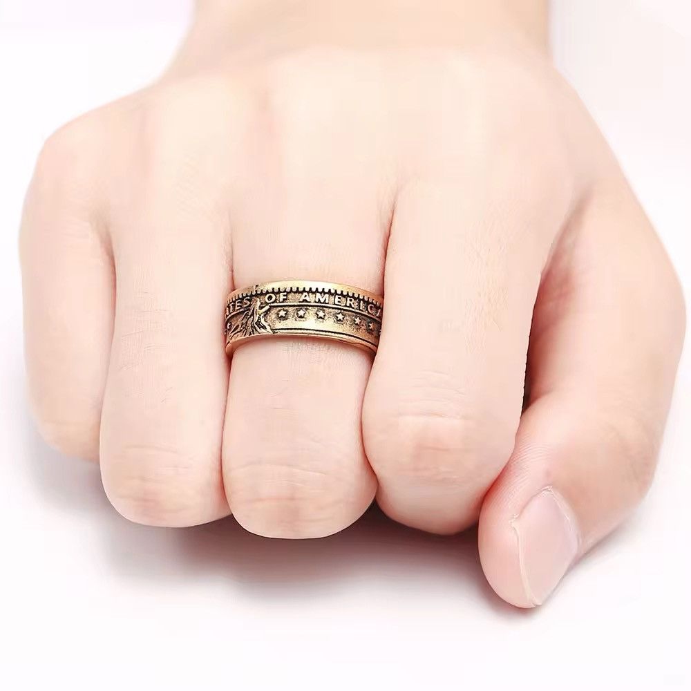Jewelry × Vintage Vintage Bronze Stars wolf Ring (size 7-13) Size ONE SIZE - 1 Thumbnail